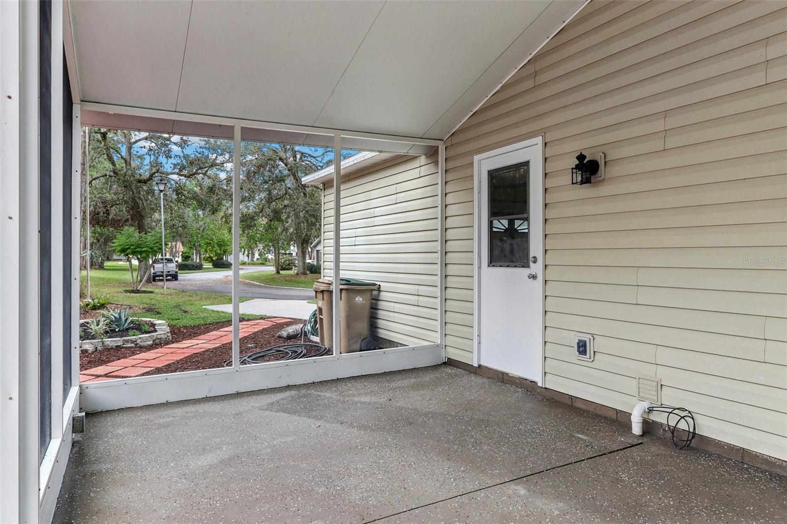 32222 SUMMERTREE CIRCLE, LEESBURG, FL, 34748