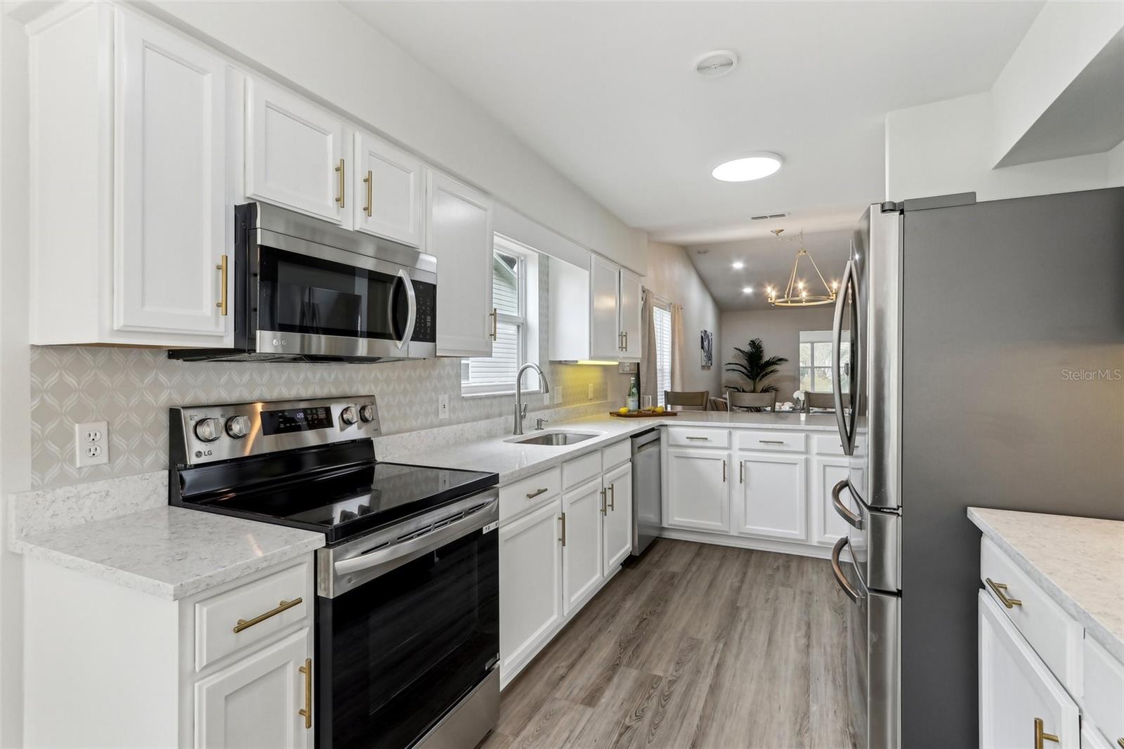 32222 SUMMERTREE CIRCLE, LEESBURG, FL, 34748