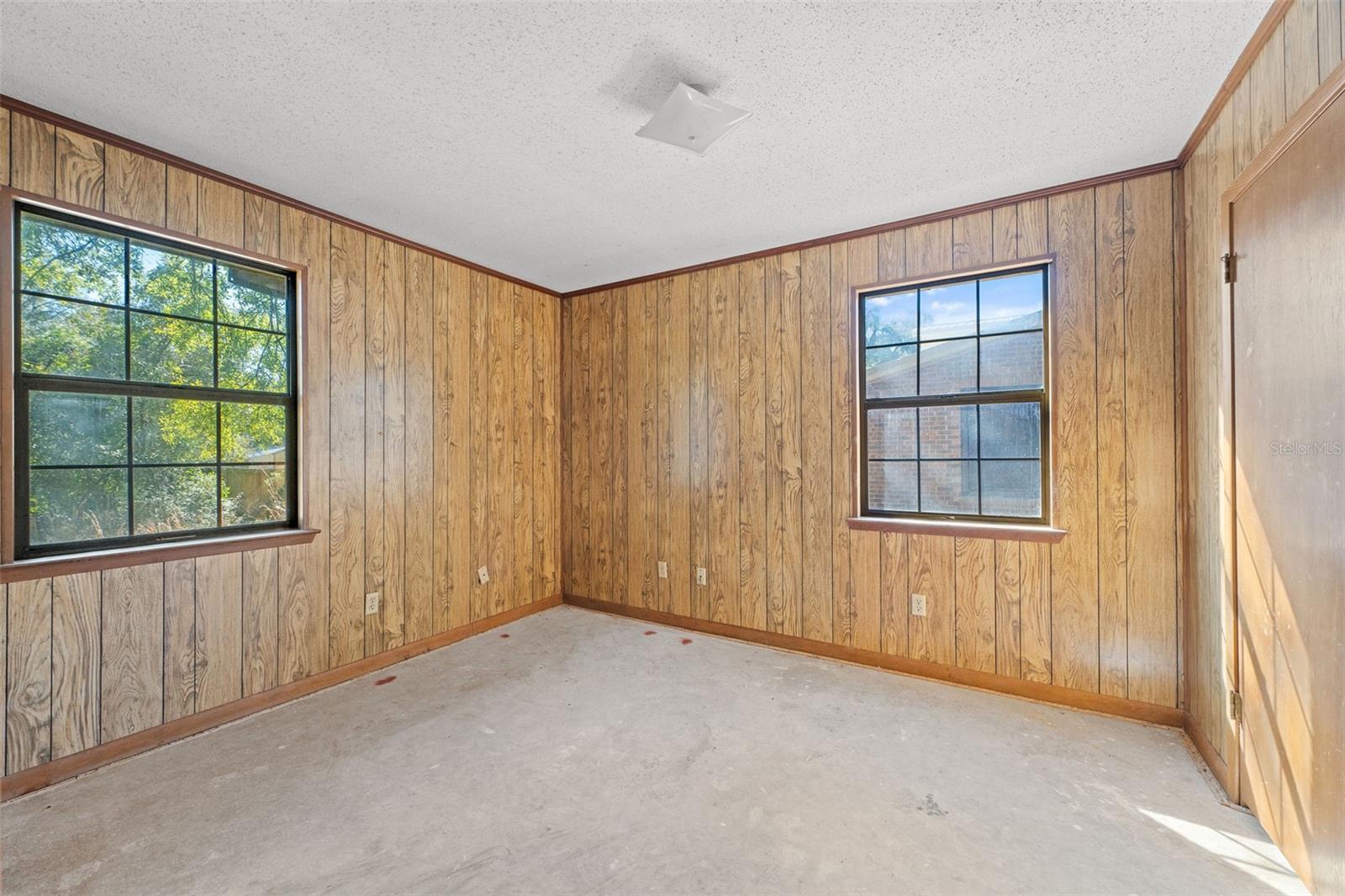 705 SCHOOL AVE, CRESTVIEW, FL, 32536