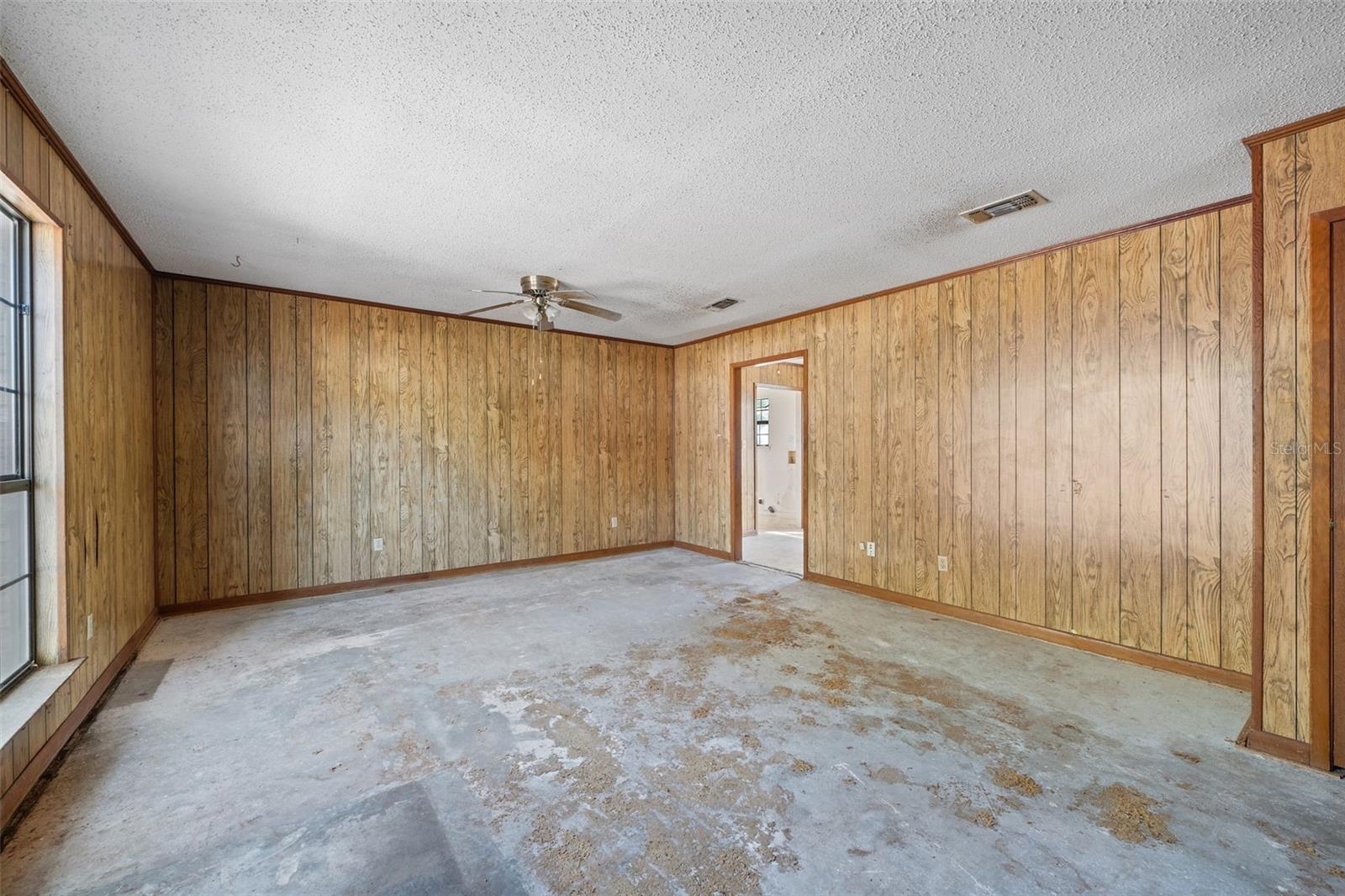 705 SCHOOL AVE, CRESTVIEW, FL, 32536