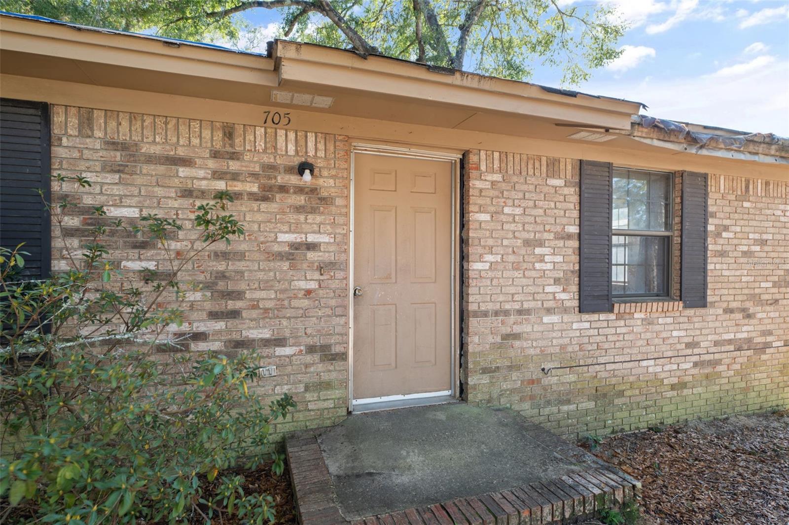 705 SCHOOL AVE, CRESTVIEW, FL, 32536