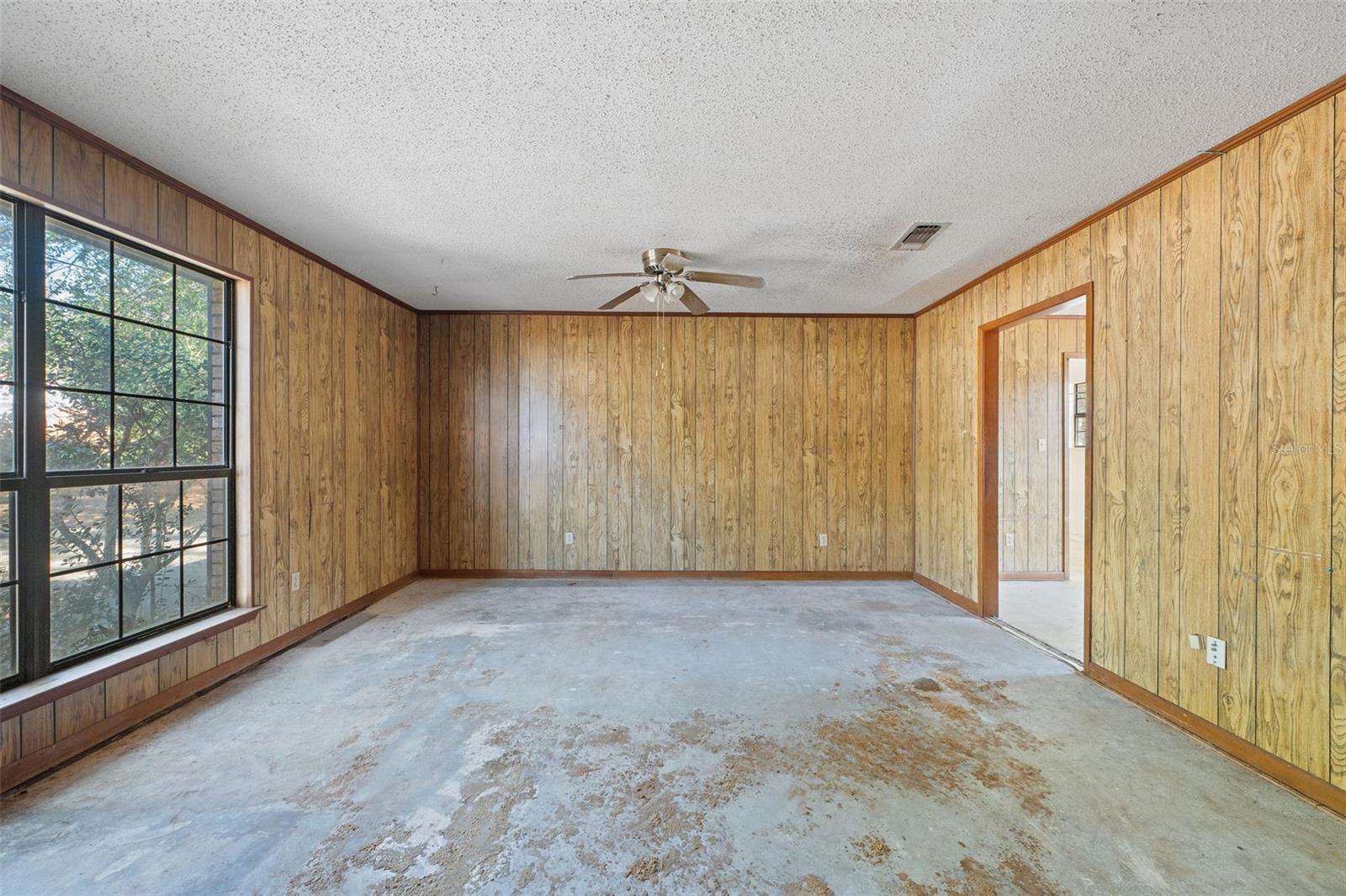 705 SCHOOL AVE, CRESTVIEW, FL, 32536