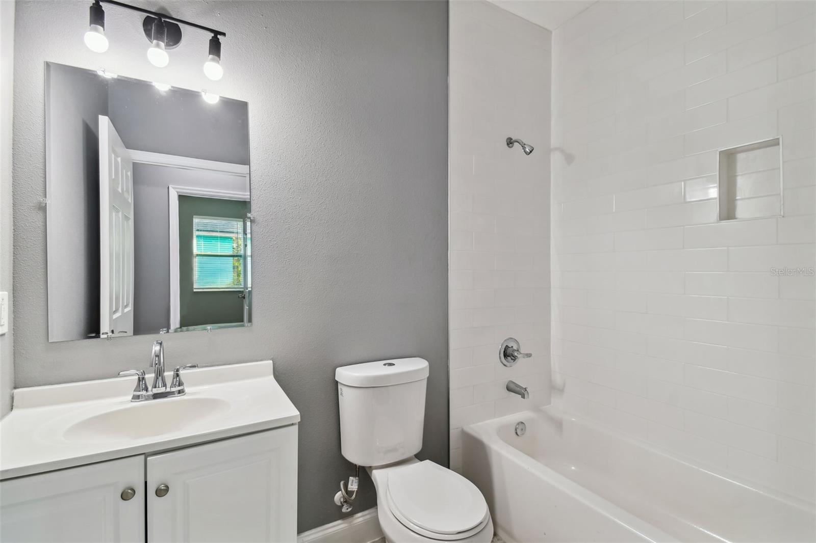 4225 E PALIFOX ST, TAMPA, FL, 33610