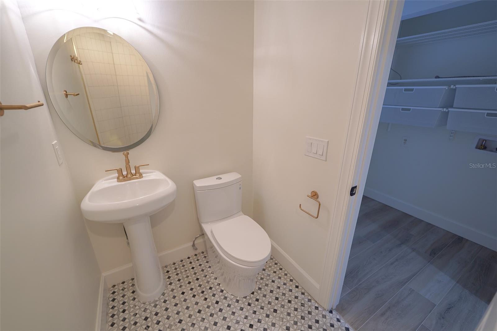 414 S SHORE CREST DR, TAMPA, FL, 33609