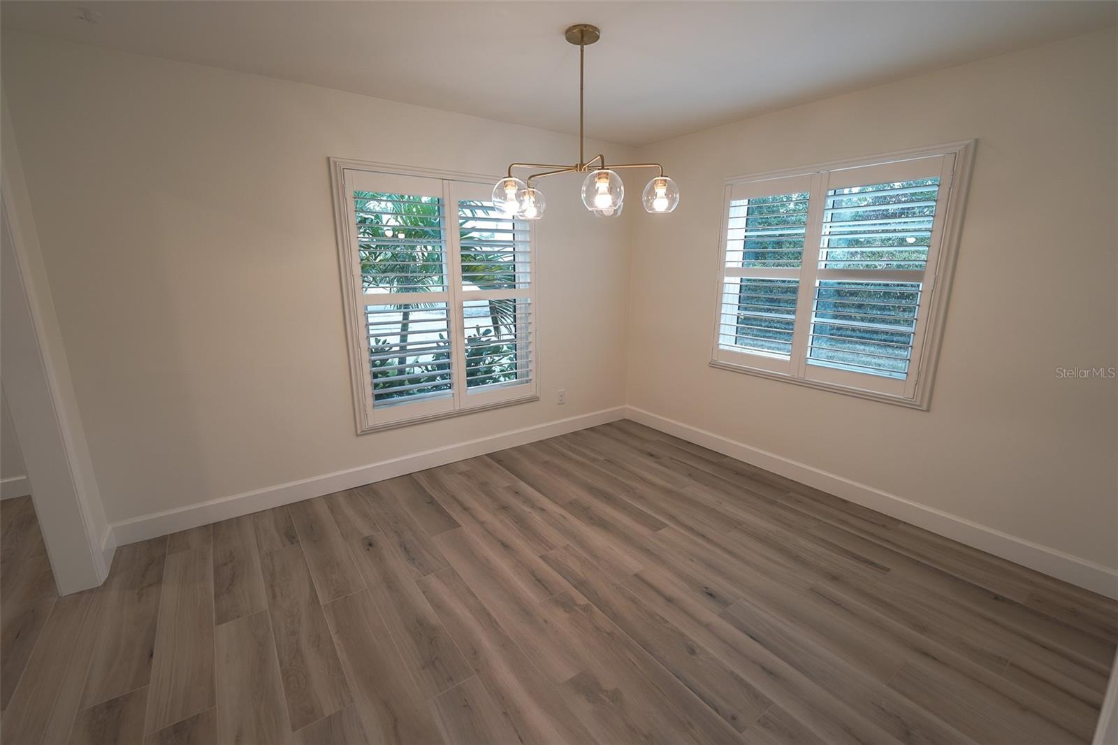 414 S SHORE CREST DR, TAMPA, FL, 33609