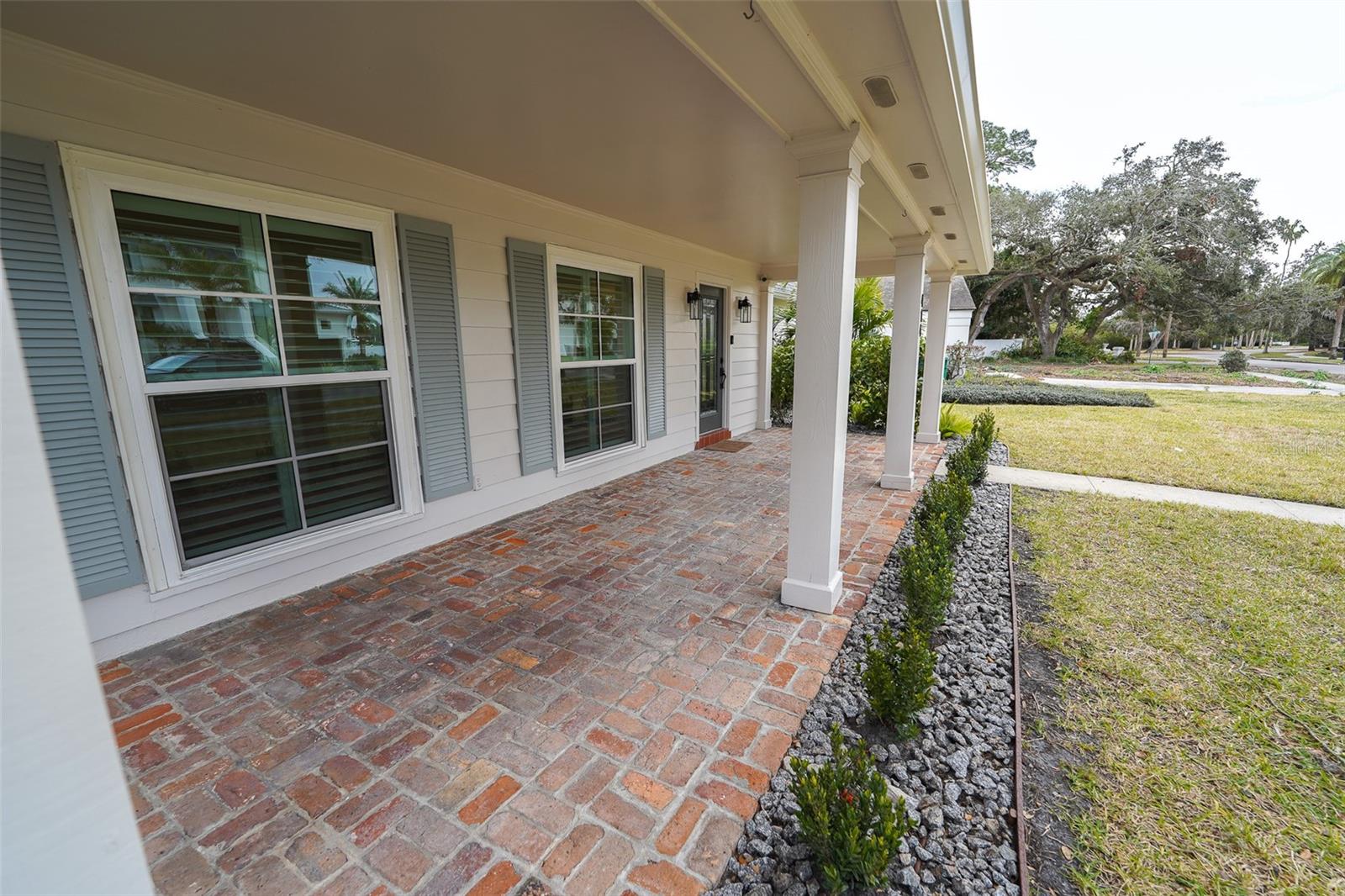 414 S SHORE CREST DR, TAMPA, FL, 33609