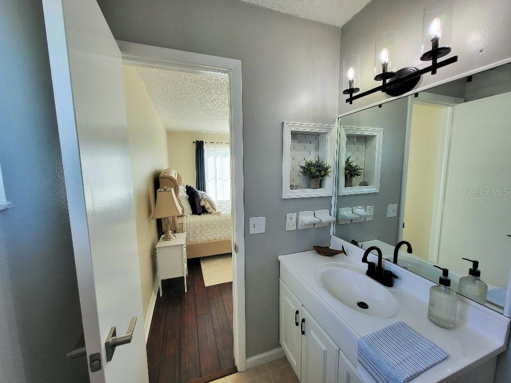 6707 THORMAN RD, PORT CHARLOTTE, FL, 33981