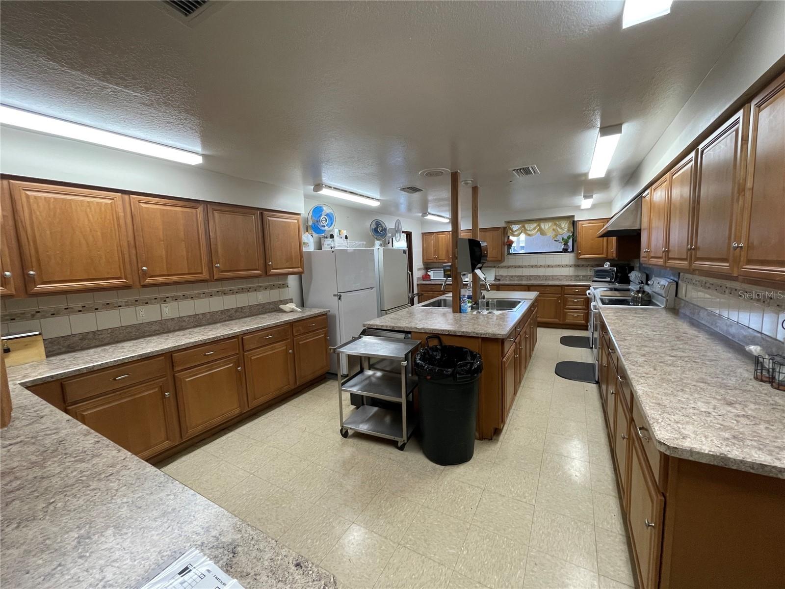 9950 62ND TER N #106, SEMINOLE, FL, 33708