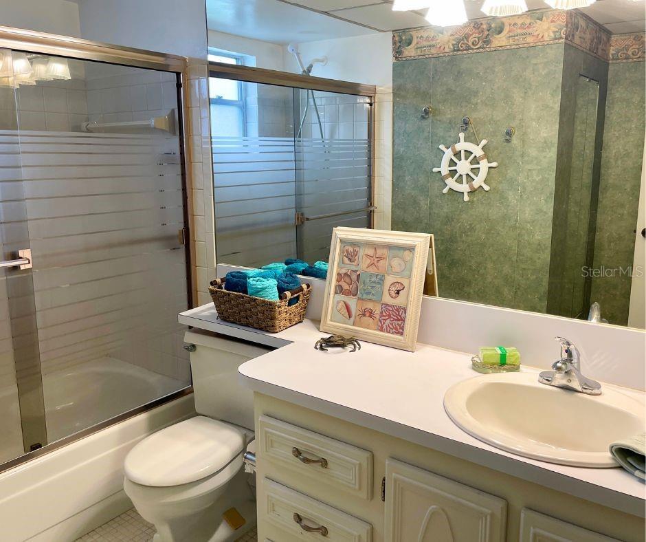 9950 62ND TER N #106, SEMINOLE, FL, 33708