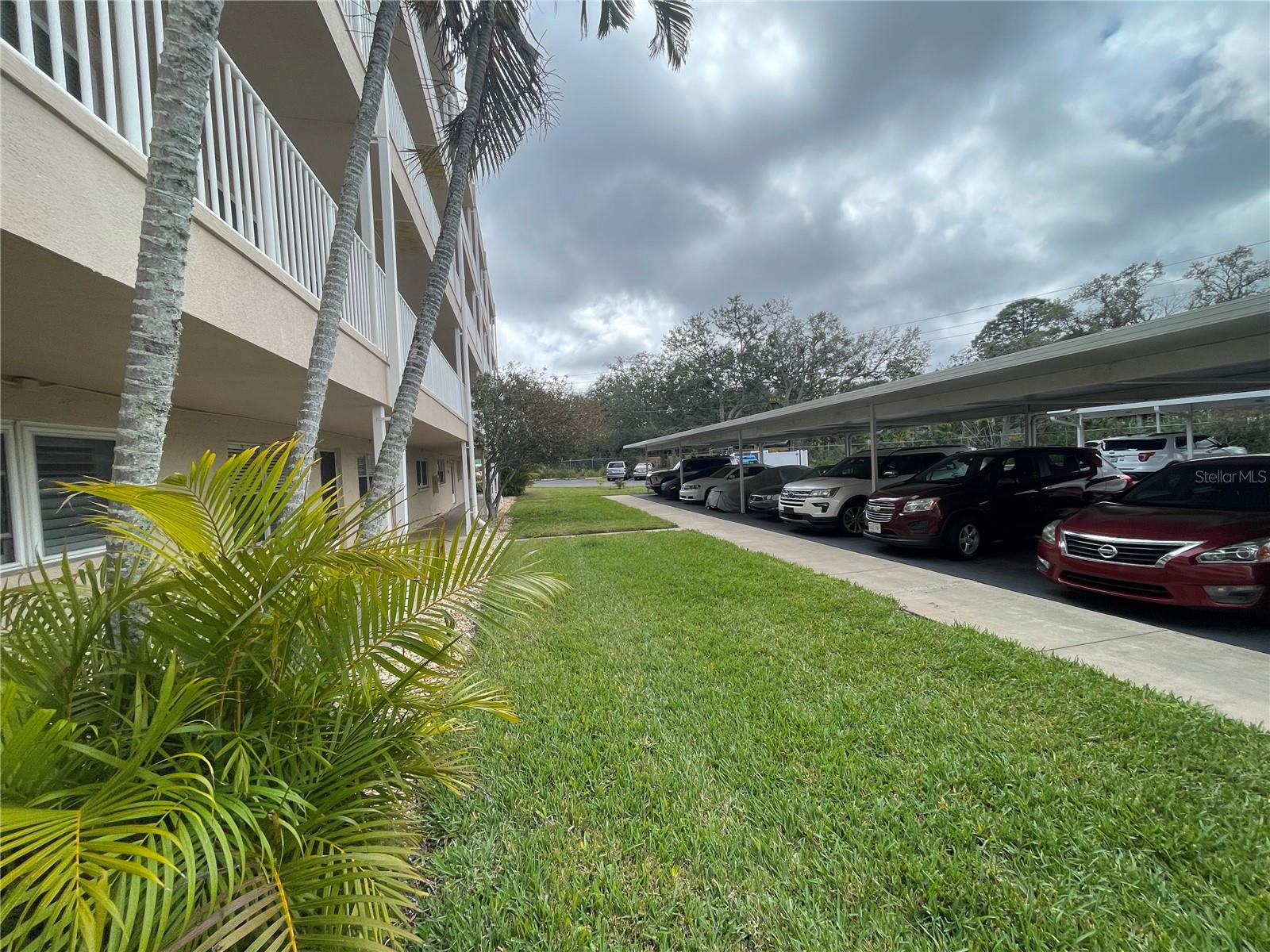 9950 62ND TER N #106, SEMINOLE, FL, 33708
