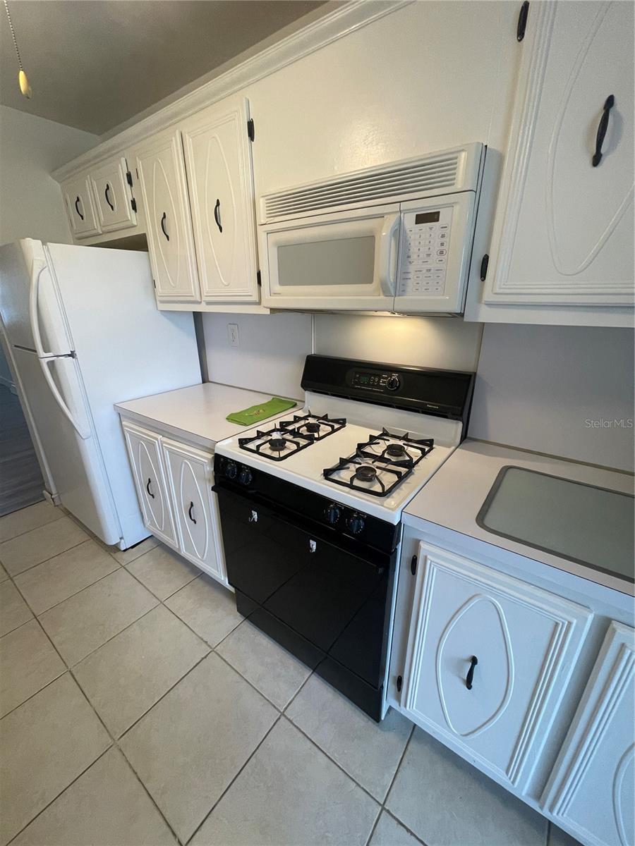9950 62ND TER N #106, SEMINOLE, FL, 33708