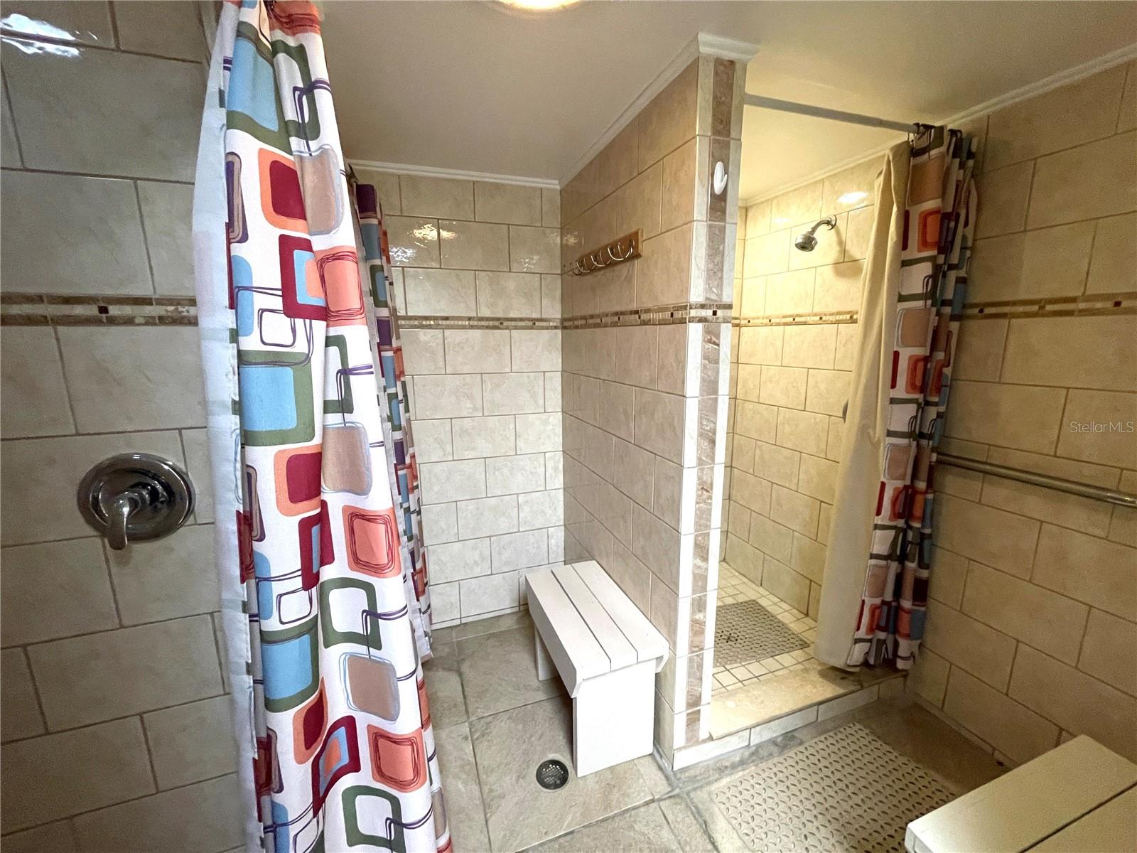 9950 62ND TER N #106, SEMINOLE, FL, 33708