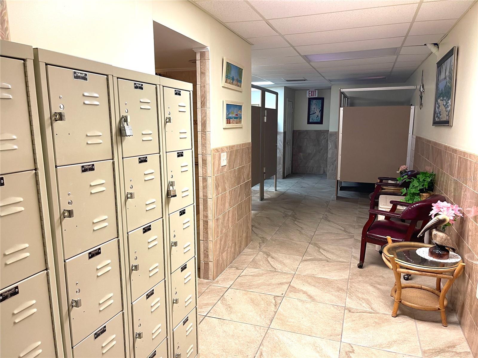 9950 62ND TER N #106, SEMINOLE, FL, 33708