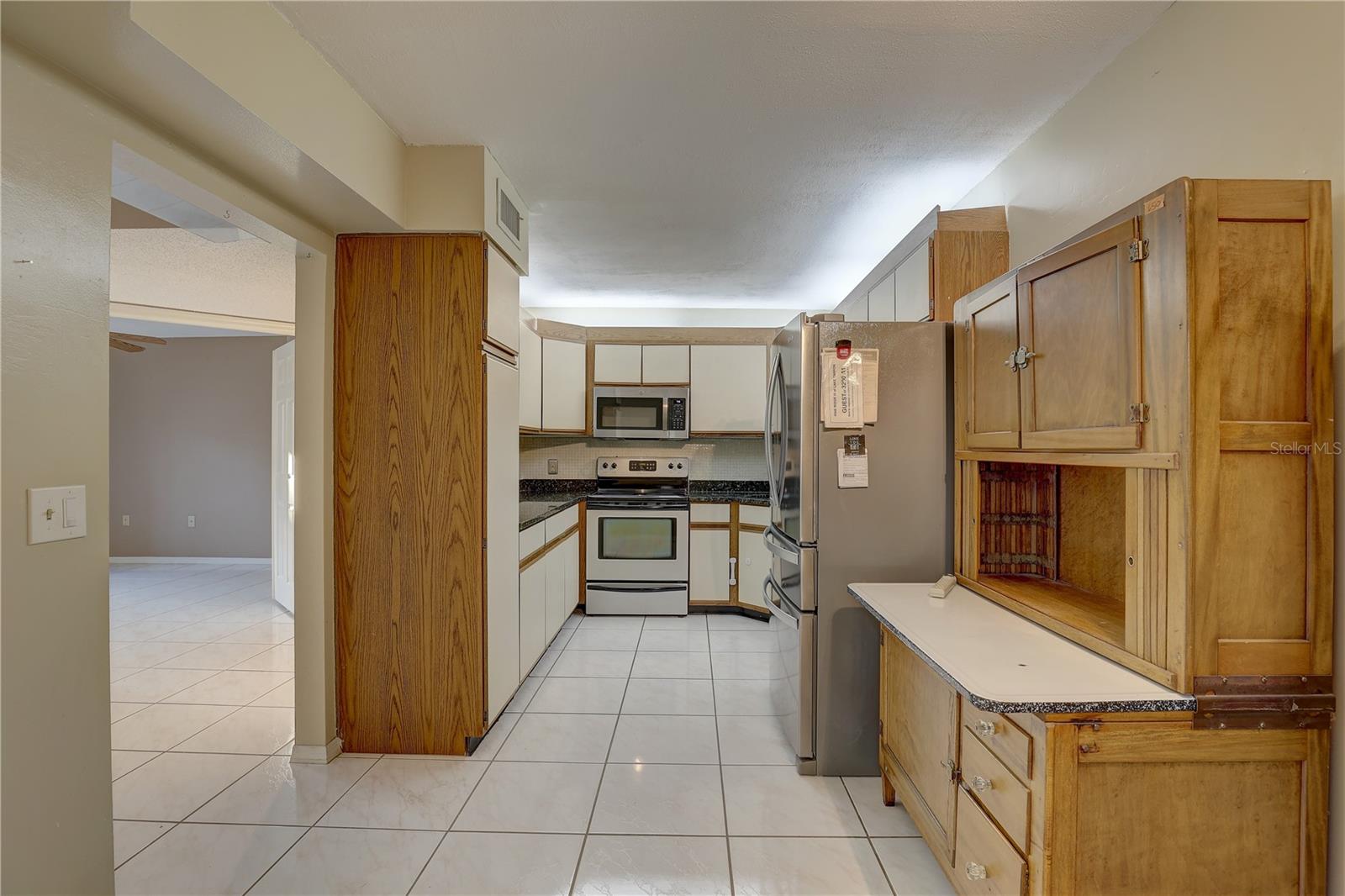 3200 CHARTER CLUB DR #A1, TARPON SPRINGS, FL, 34688