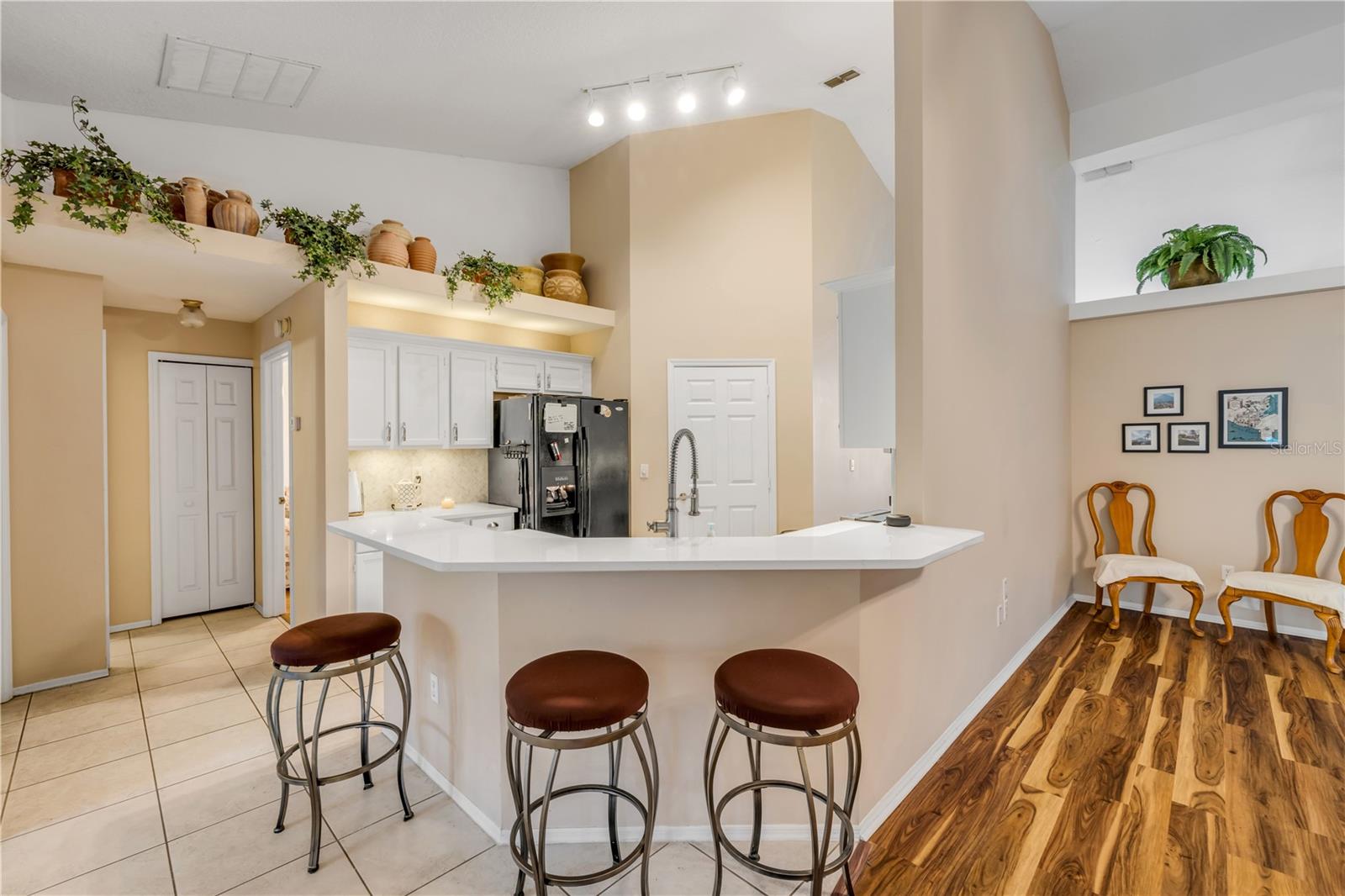 1145 LAKE ROGERS CIR, OVIEDO, FL, 32765