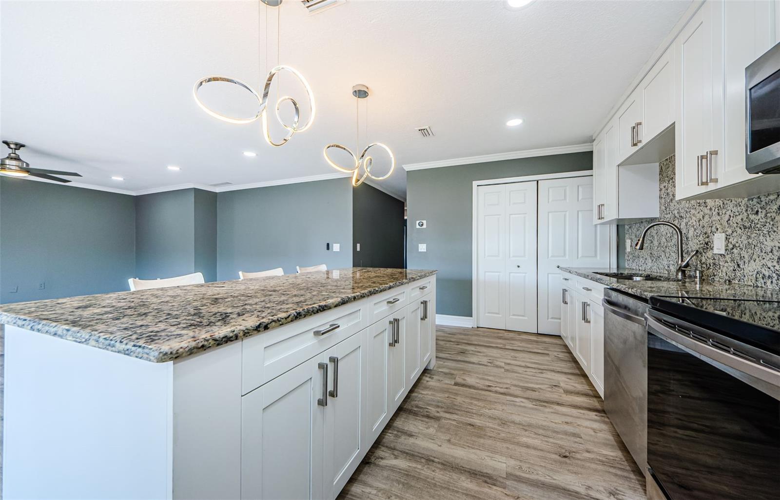 722 116TH AVE N #2002, ST PETERSBURG, FL, 33716
