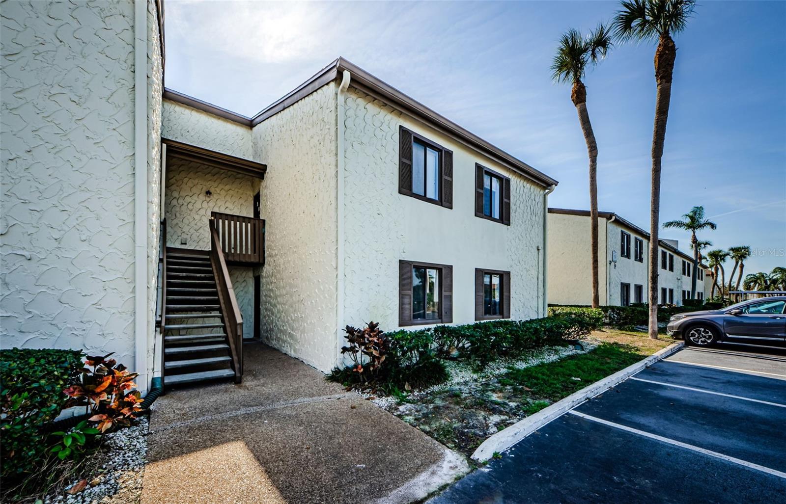 722 116TH AVE N #2002, ST PETERSBURG, FL, 33716
