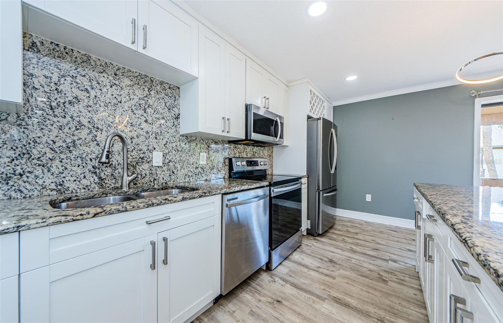722 116TH AVE N #2002, ST PETERSBURG, FL, 33716