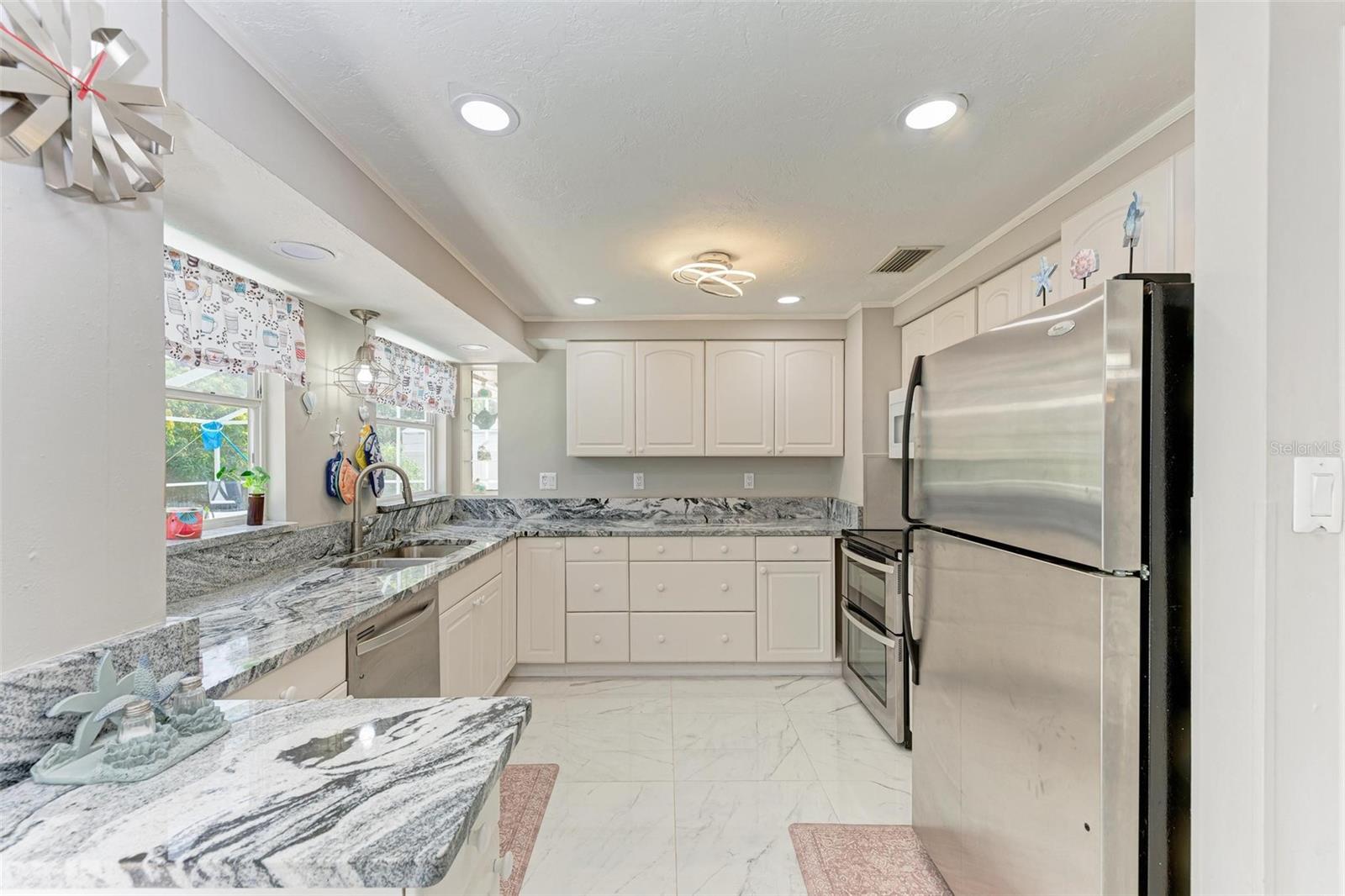 DE SOTO LAKES, SARASOTA, FL, 34235