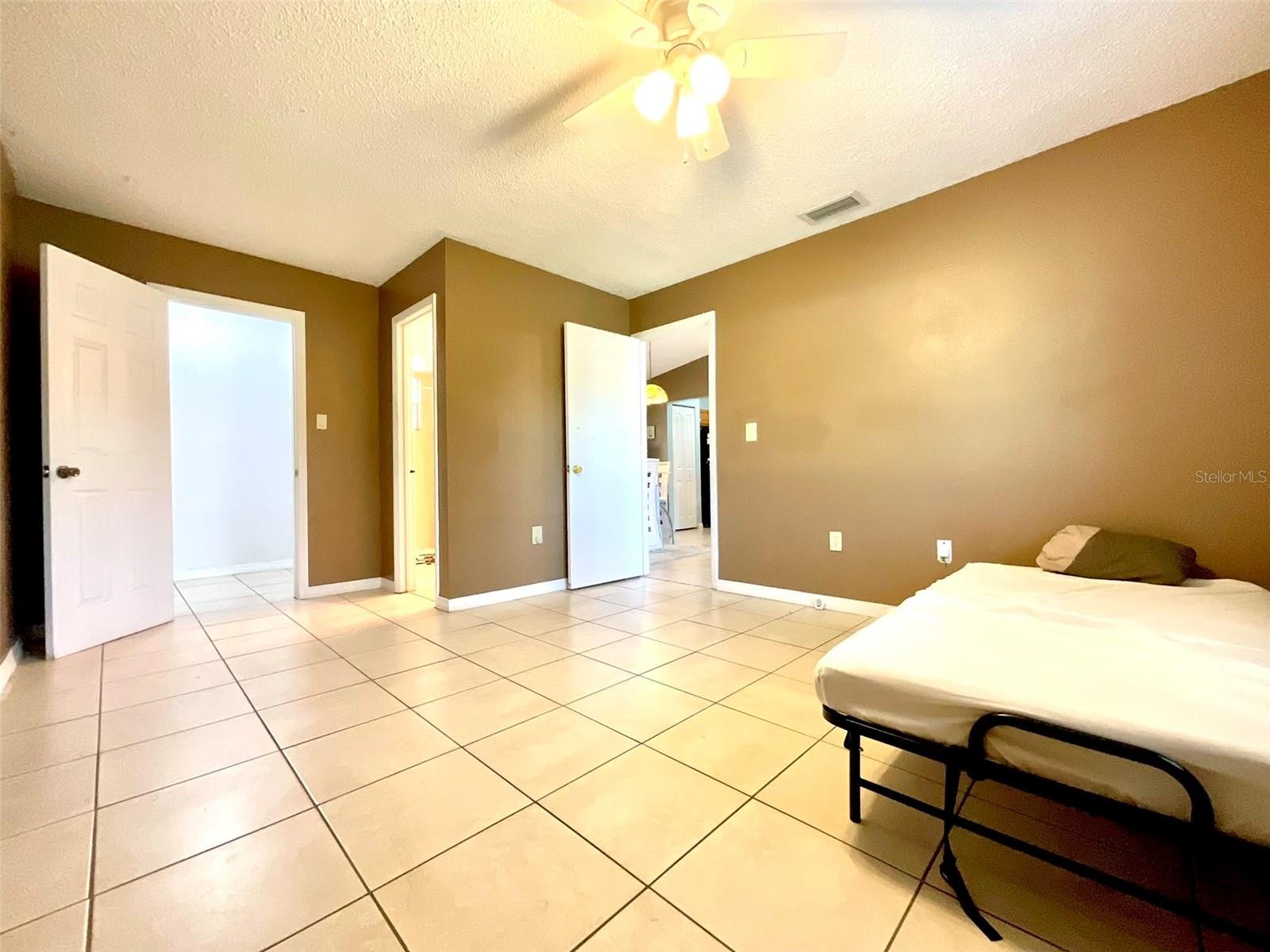 602 N DELMONTE CT, KISSIMMEE, FL, 34758