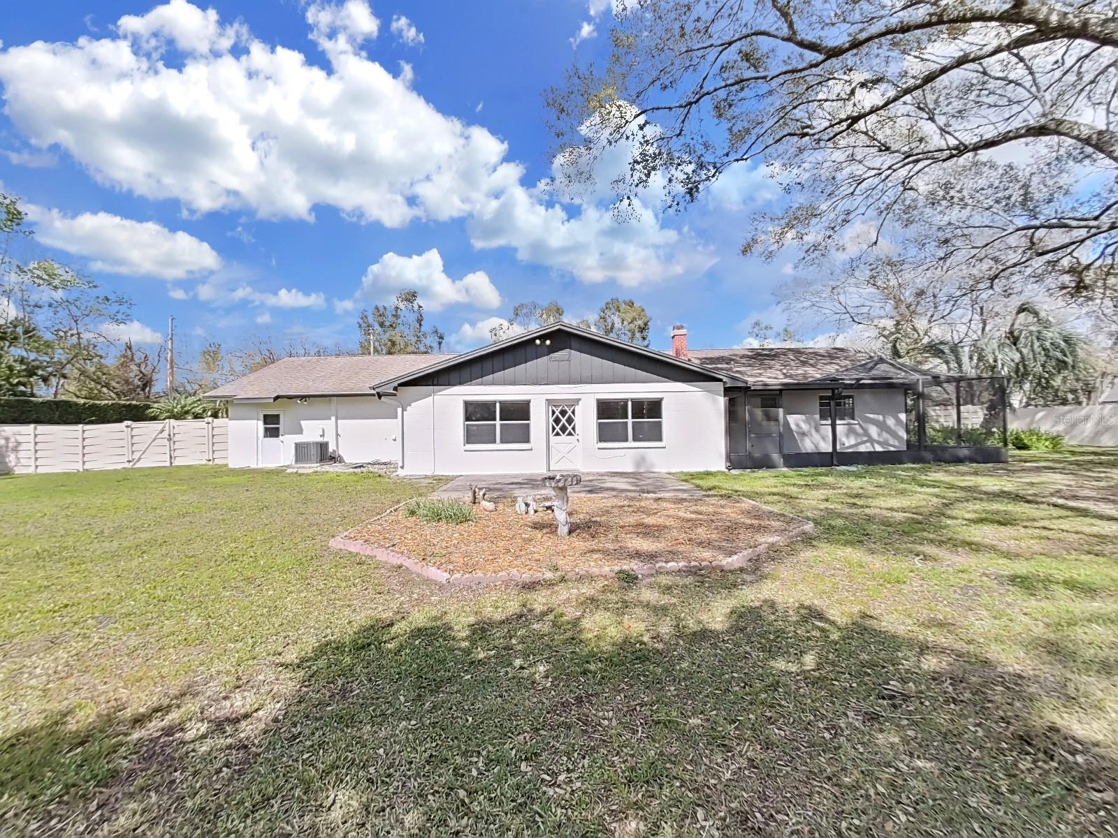 3404 HOEDT RD, TAMPA, FL, 33618