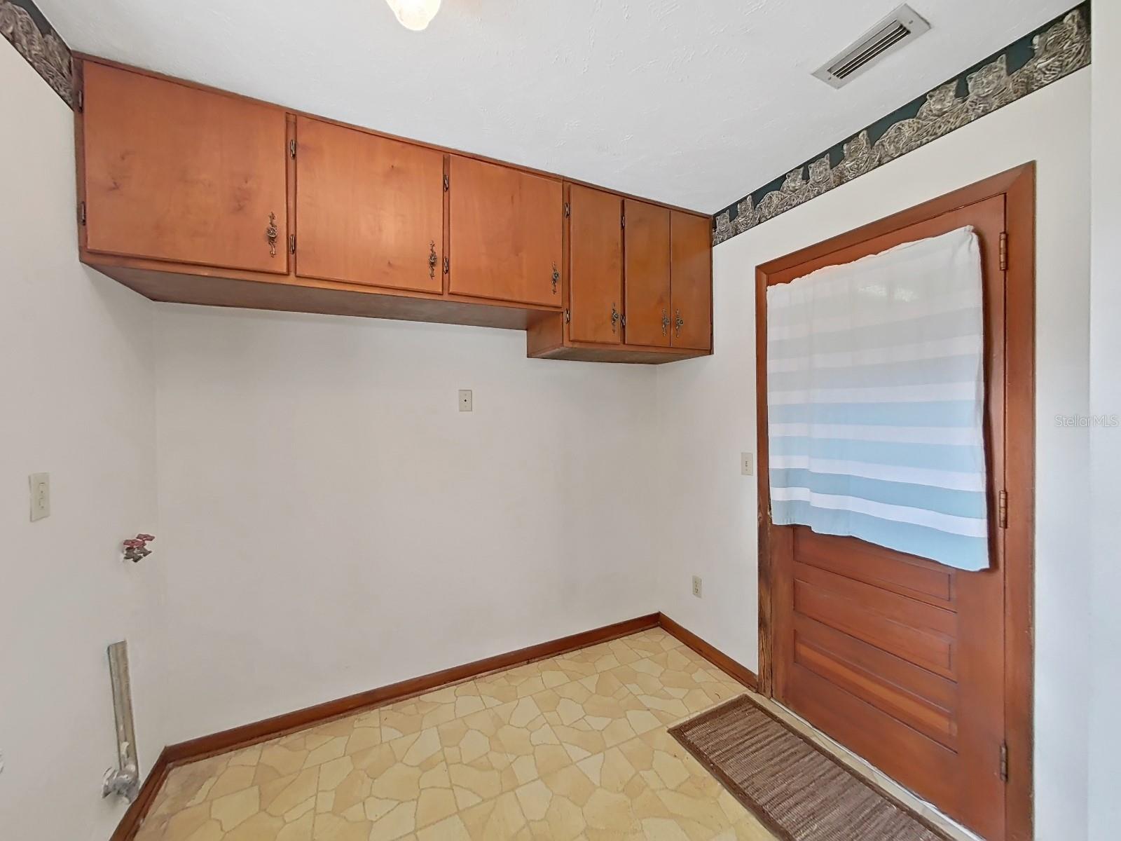 3404 HOEDT RD, TAMPA, FL, 33618