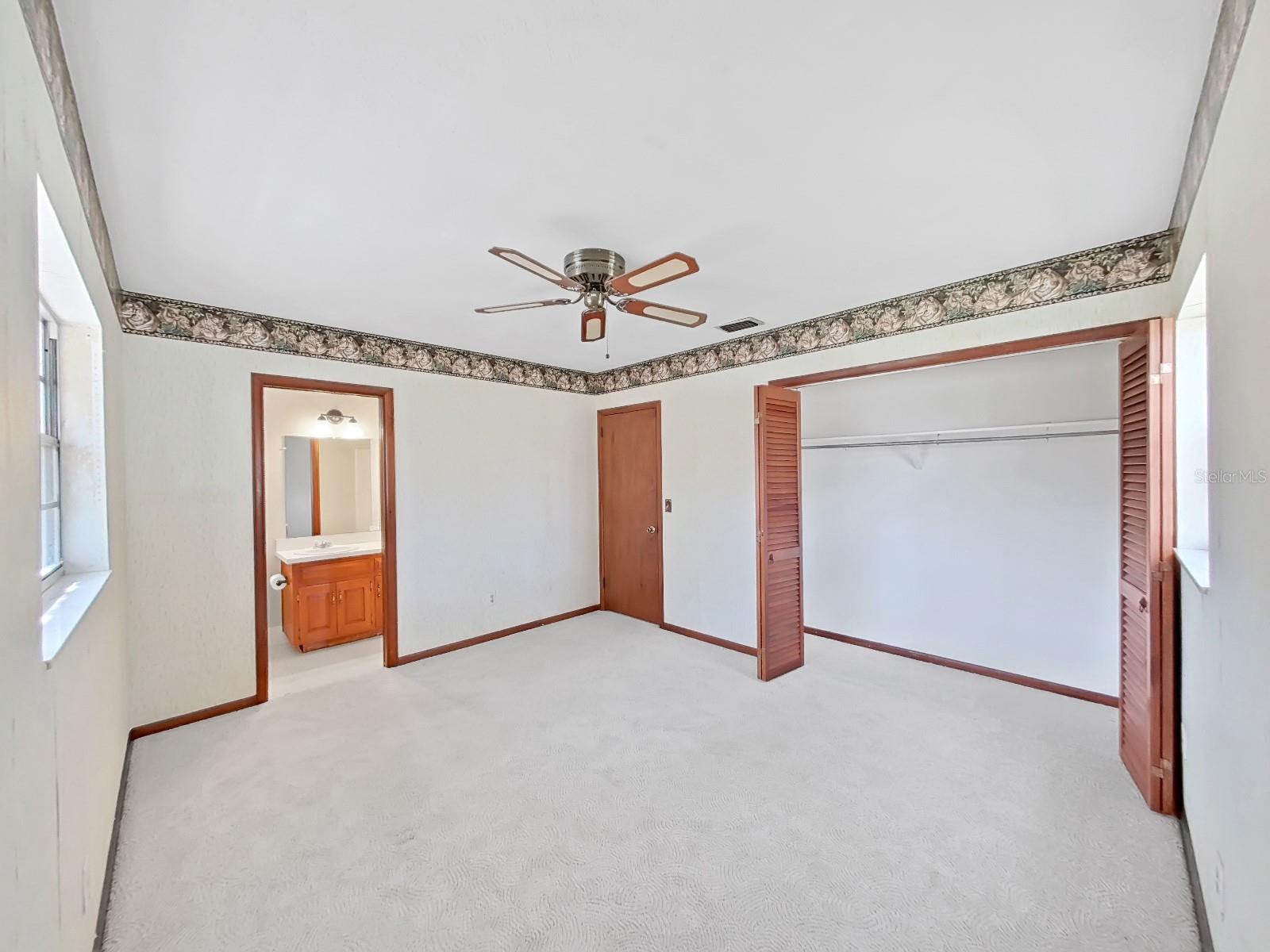3404 HOEDT RD, TAMPA, FL, 33618