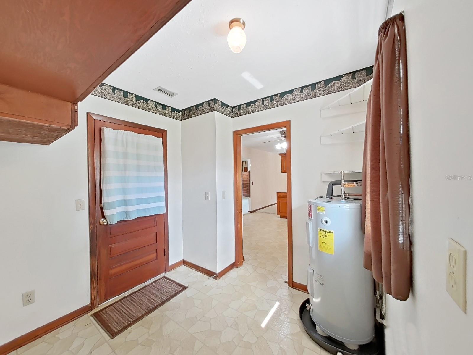 3404 HOEDT RD, TAMPA, FL, 33618