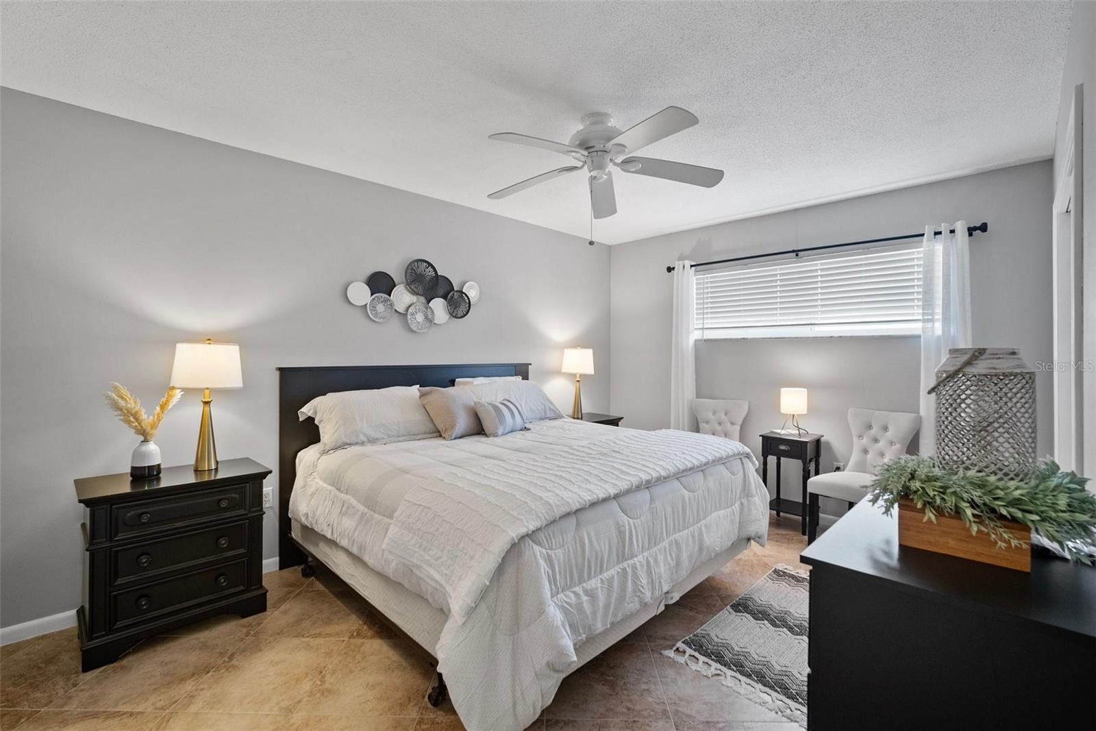 380 BASE AVE E #202, VENICE, FL, 34285