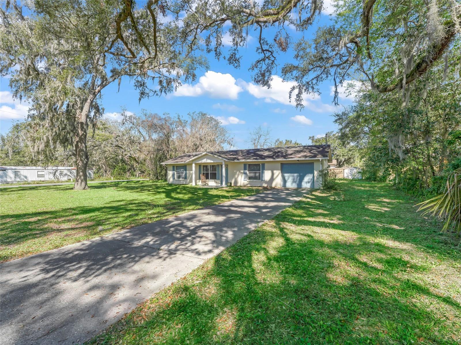 422 W HUNT AVE, BUSHNELL, FL, 33513