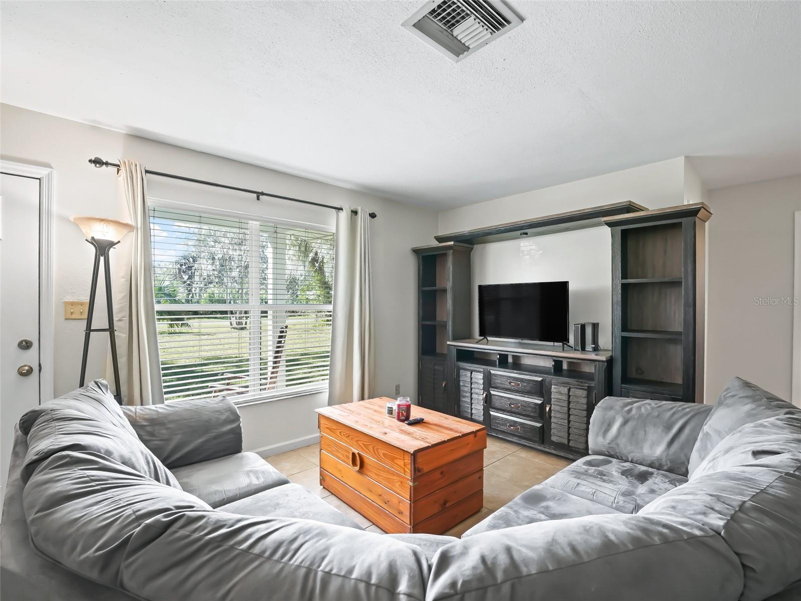422 W HUNT AVE, BUSHNELL, FL, 33513