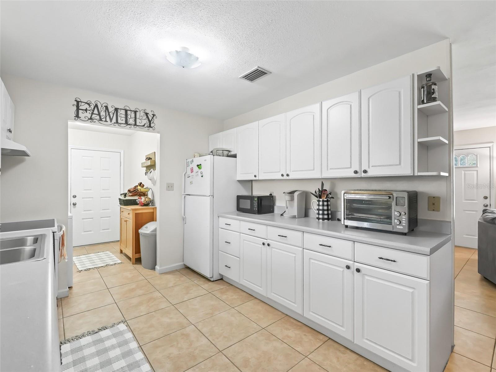 422 W HUNT AVE, BUSHNELL, FL, 33513