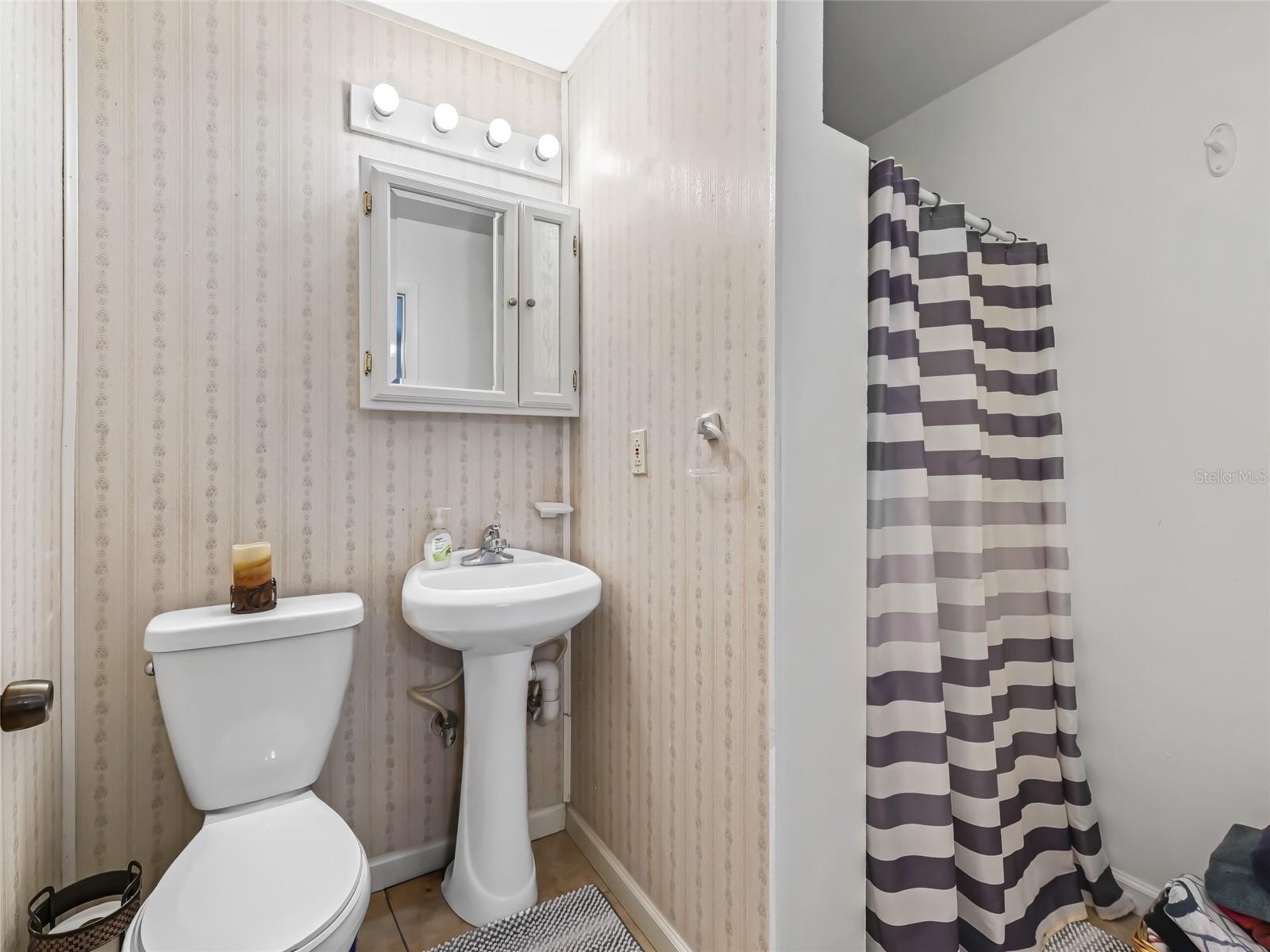 422 W HUNT AVE, BUSHNELL, FL, 33513