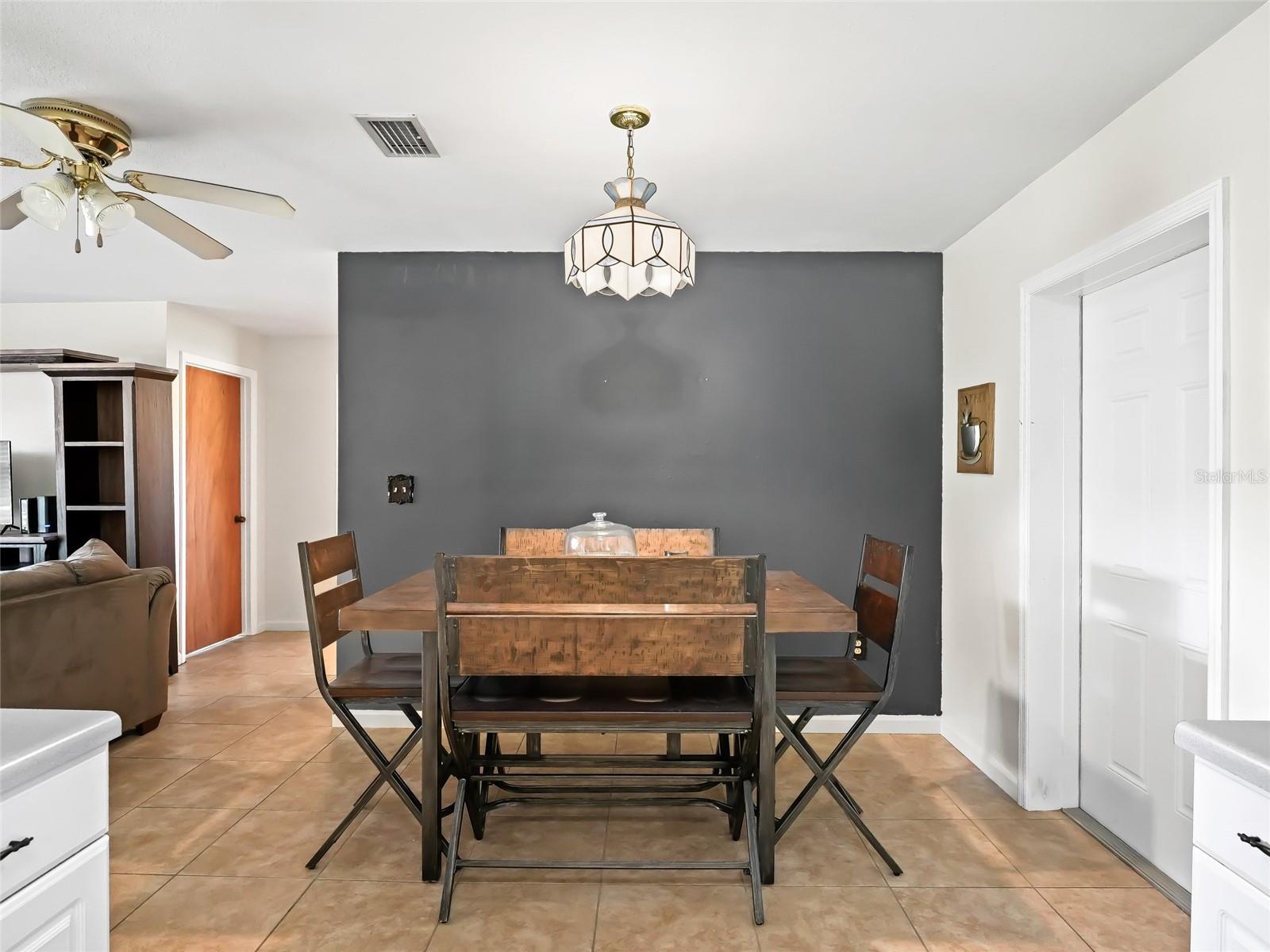 422 W HUNT AVE, BUSHNELL, FL, 33513