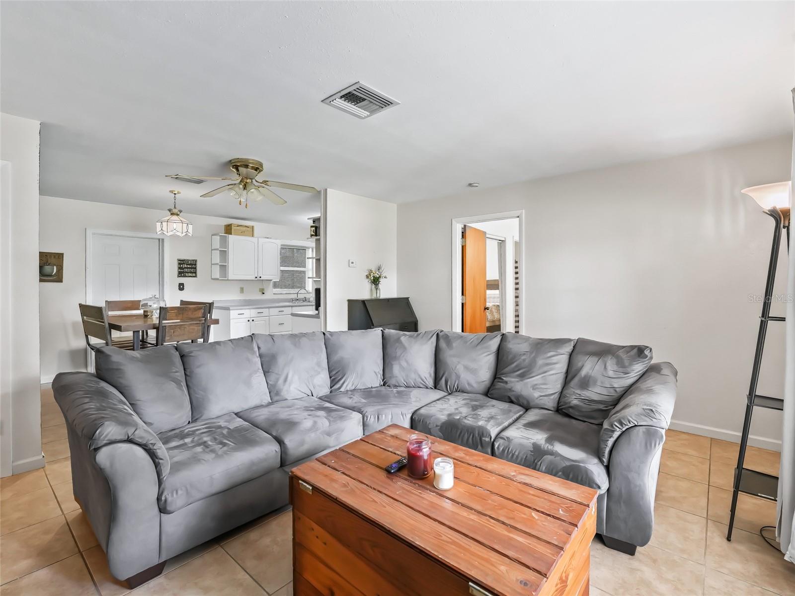 422 W HUNT AVE, BUSHNELL, FL, 33513