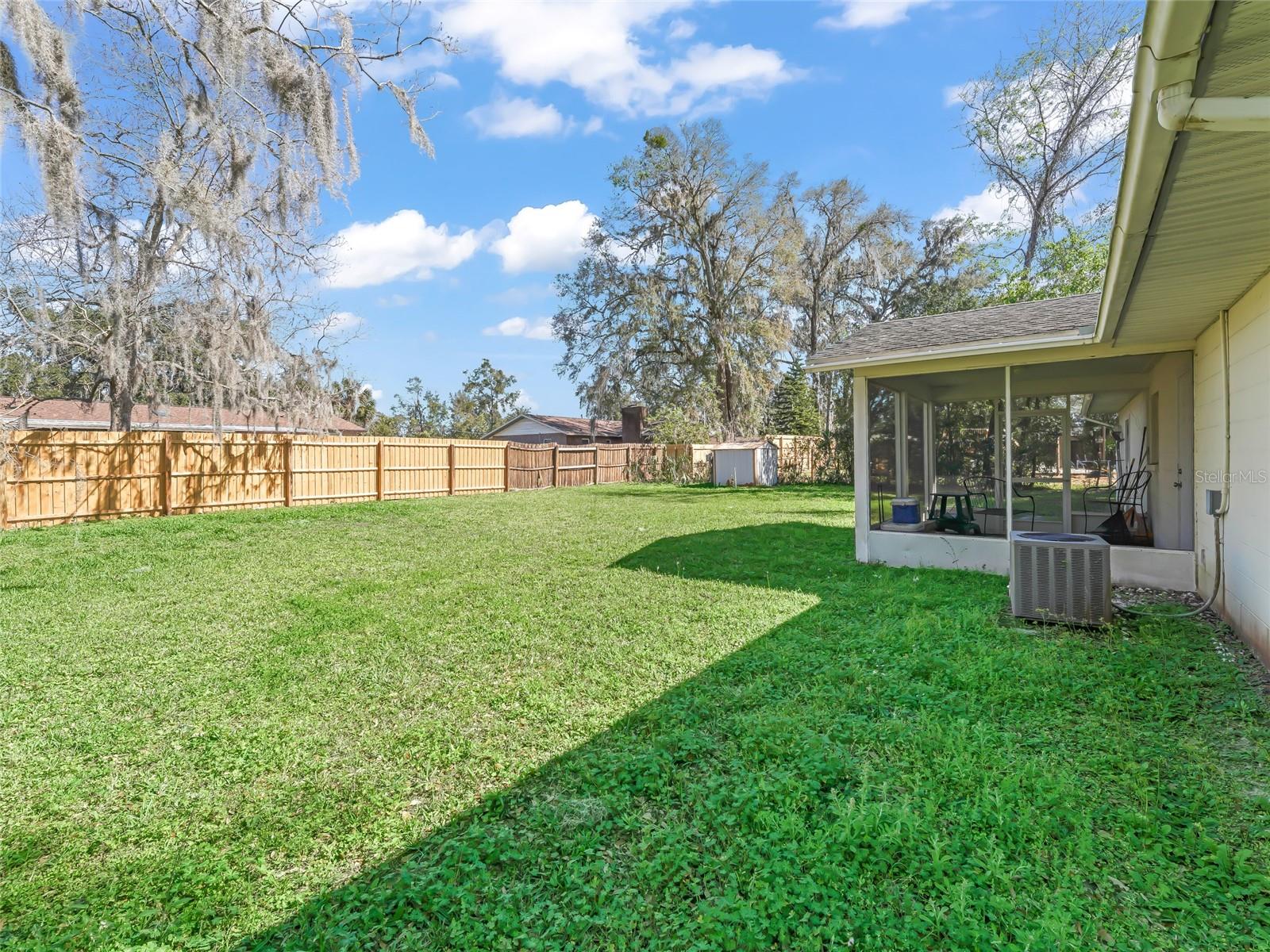 422 W HUNT AVE, BUSHNELL, FL, 33513