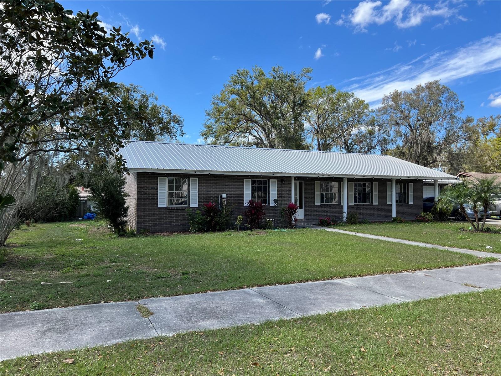 307 N OAK AVE, FORT MEADE, FL, 33841
