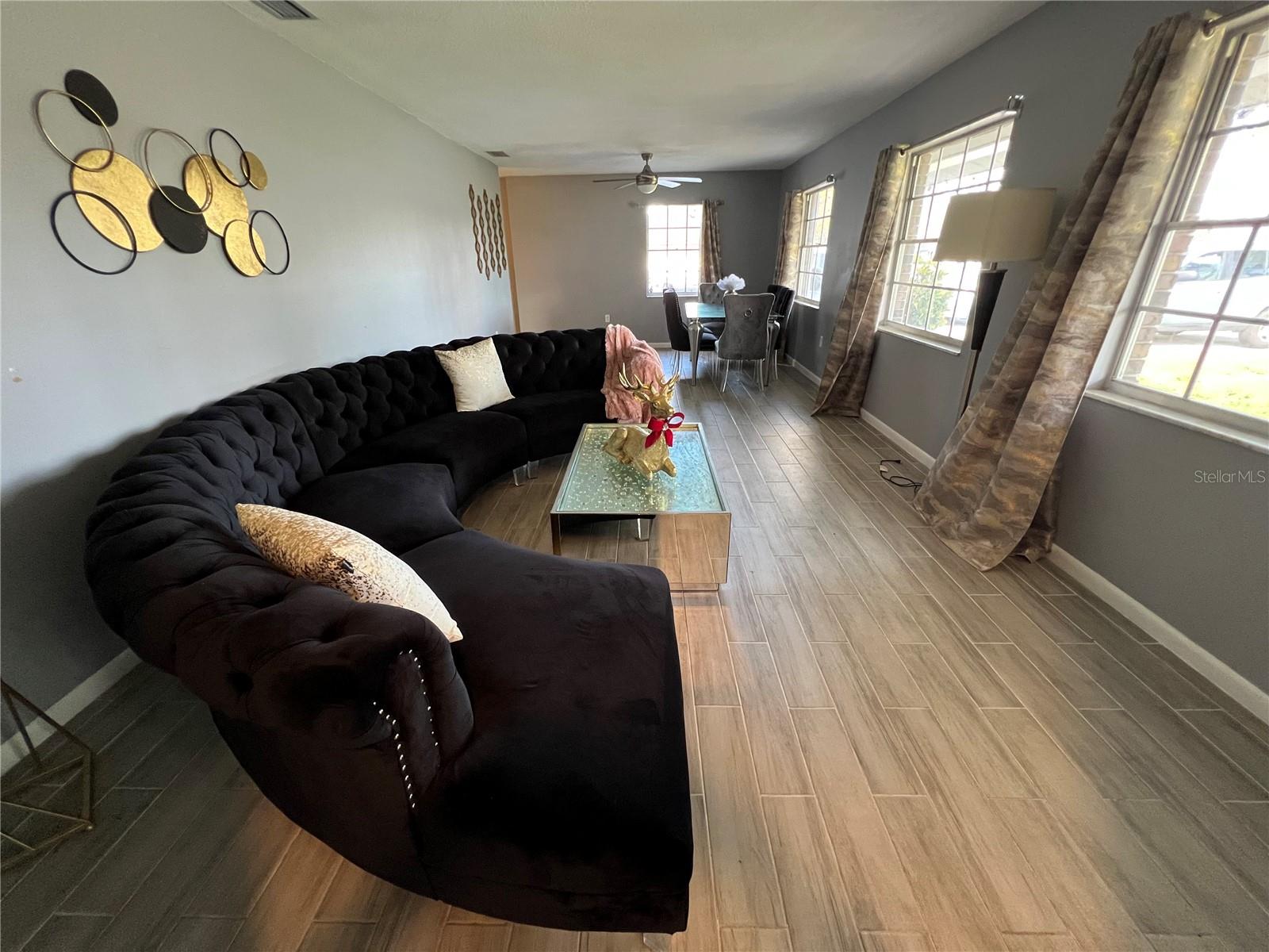 307 N OAK AVE, FORT MEADE, FL, 33841