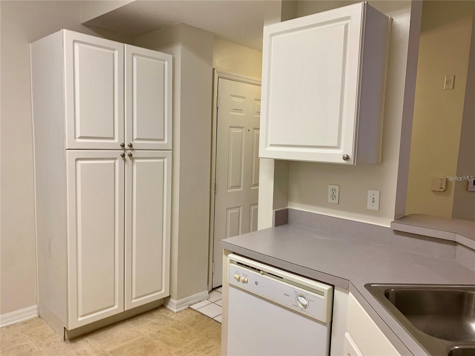 5548 METROWEST BLVD #6-112, ORLANDO, FL, 32811