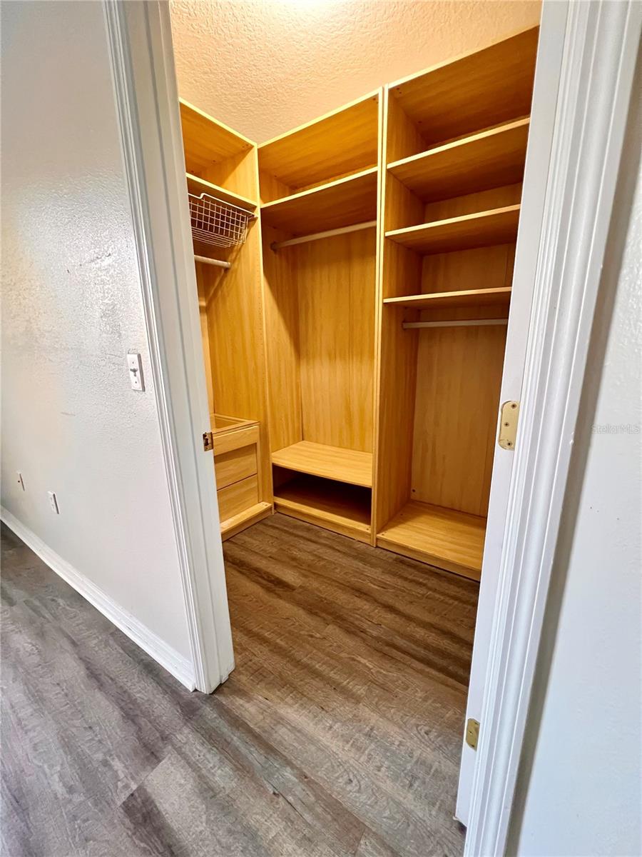 5548 METROWEST BLVD #6-112, ORLANDO, FL, 32811