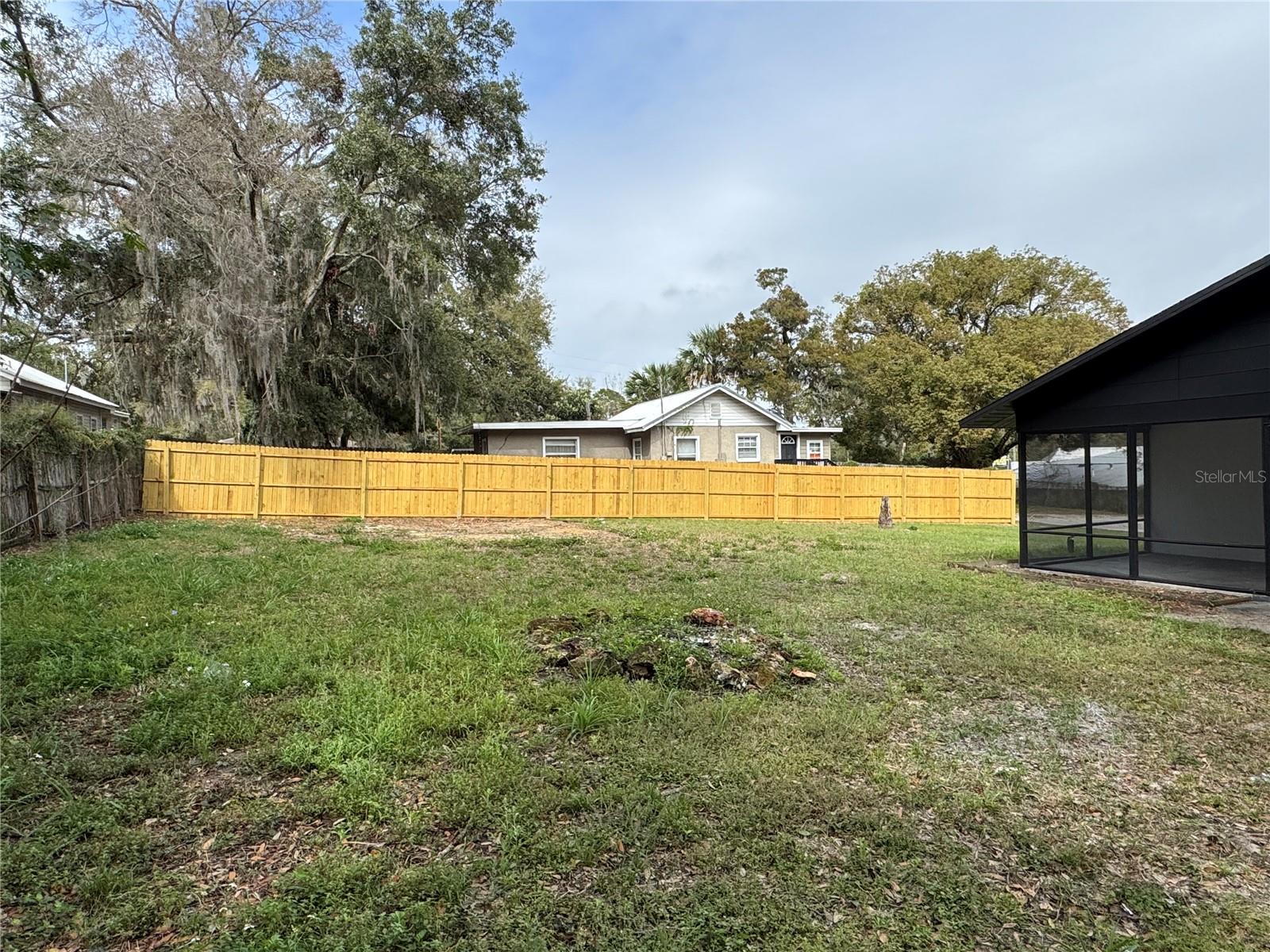 303 E FOUNTAIN ST, FRUITLAND PARK, FL, 34731