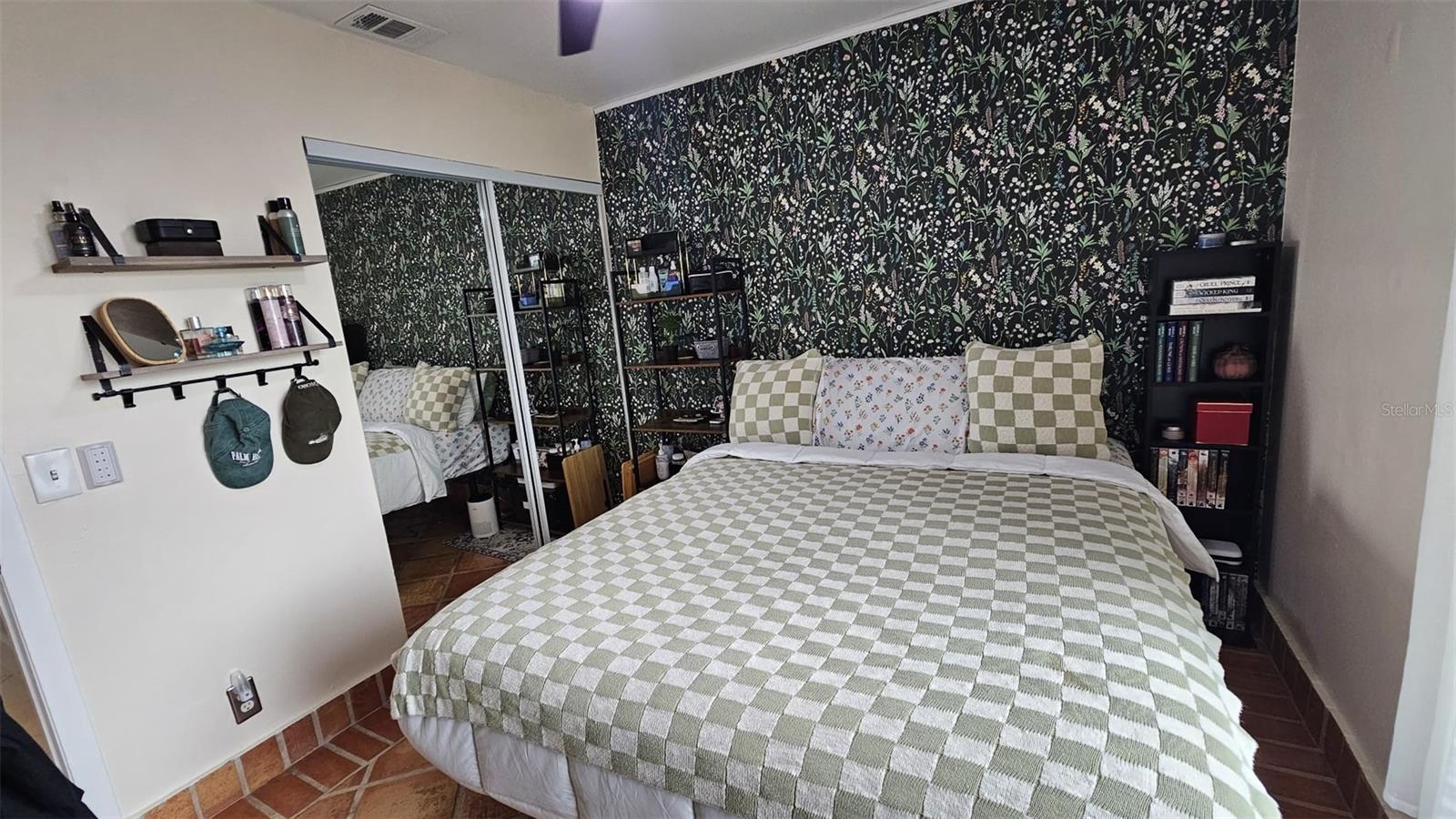 5788 STRAWBERRY LAKES CIR, LAKE WORTH, FL, 33463