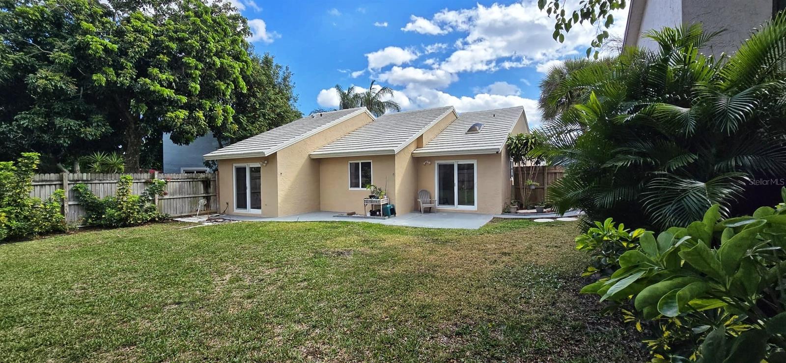 5788 STRAWBERRY LAKES CIR, LAKE WORTH, FL, 33463