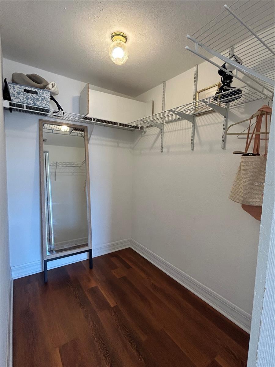 219 4TH AVE N #303, ST PETERSBURG, FL, 33701