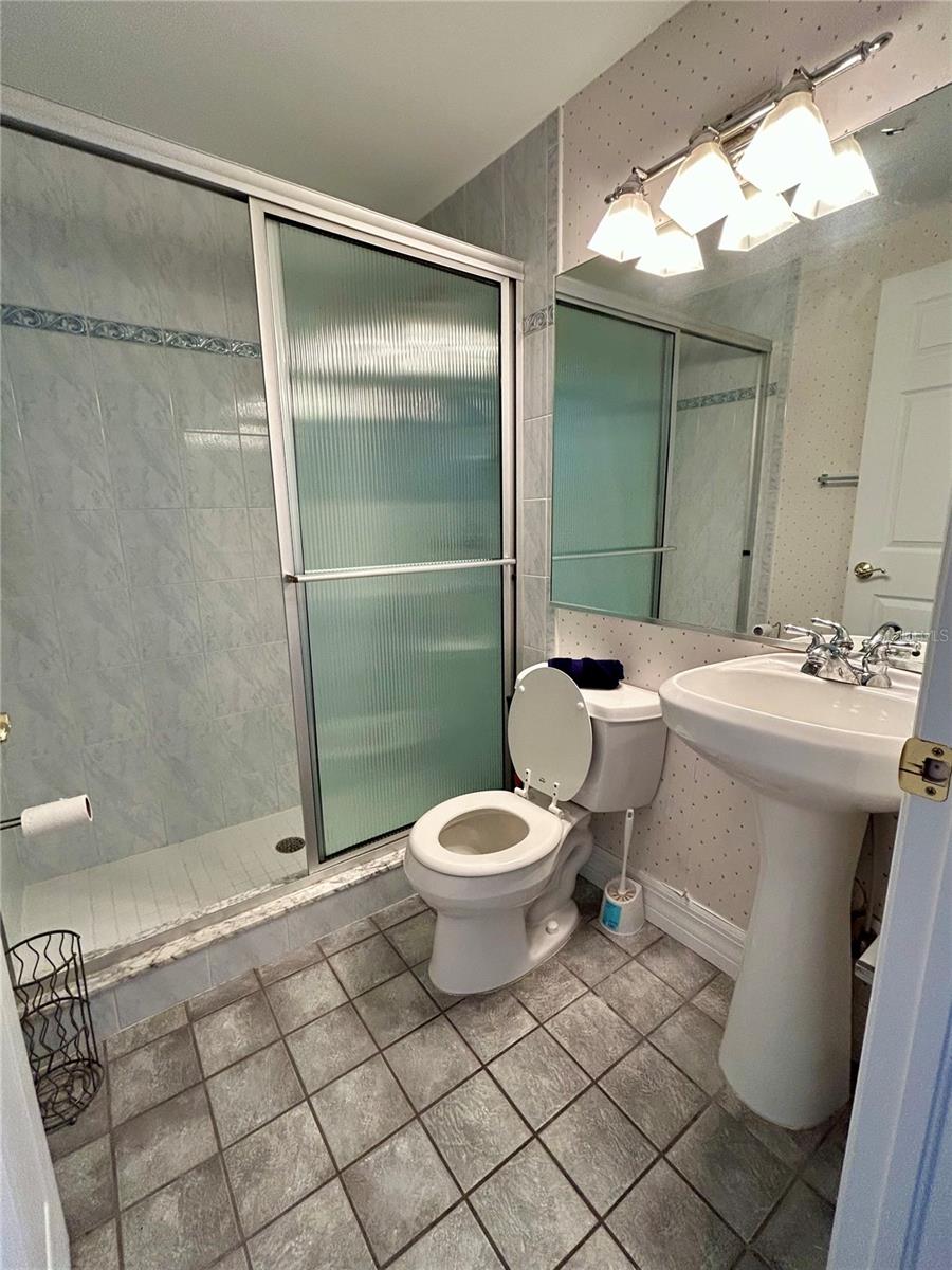 219 4TH AVE N #303, ST PETERSBURG, FL, 33701