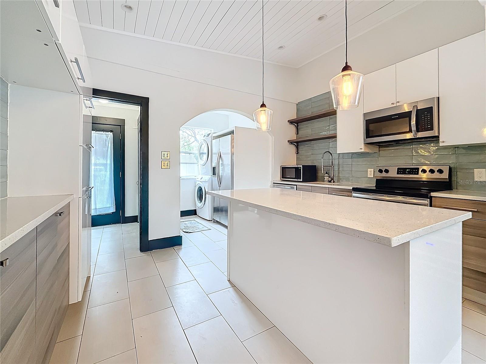 4827 7TH AVE N, ST PETERSBURG, FL, 33713