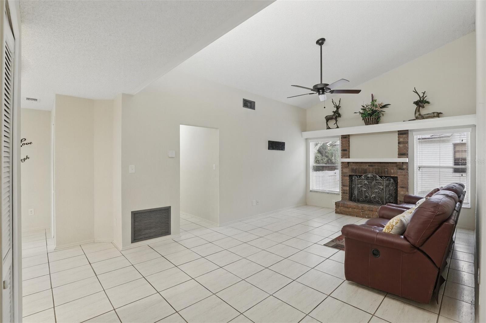5849 GROVELINE DR, ORLANDO, FL, 32810