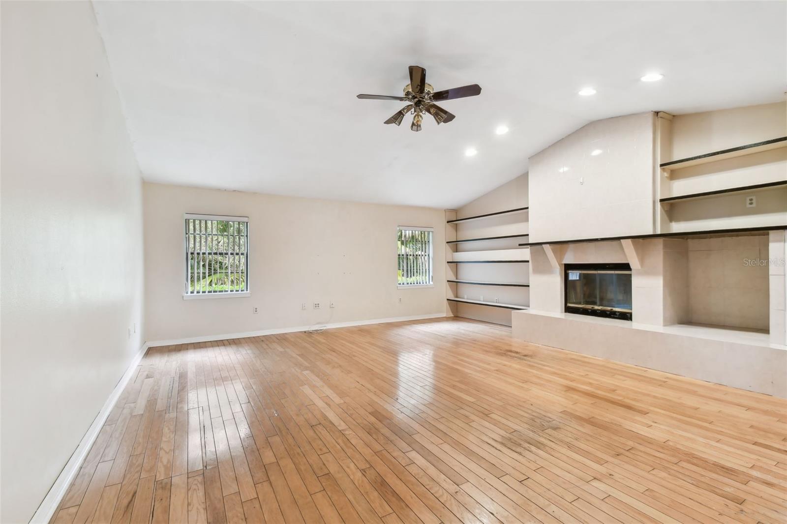3255 MEADOW VIEW LN, PALM HARBOR, FL, 34683