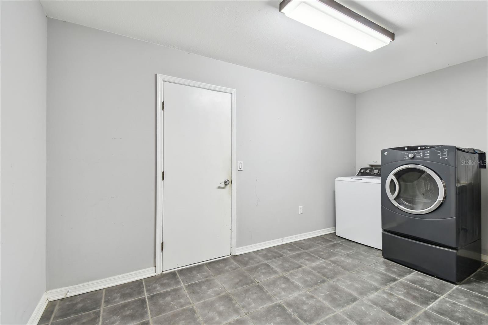 3255 MEADOW VIEW LN, PALM HARBOR, FL, 34683