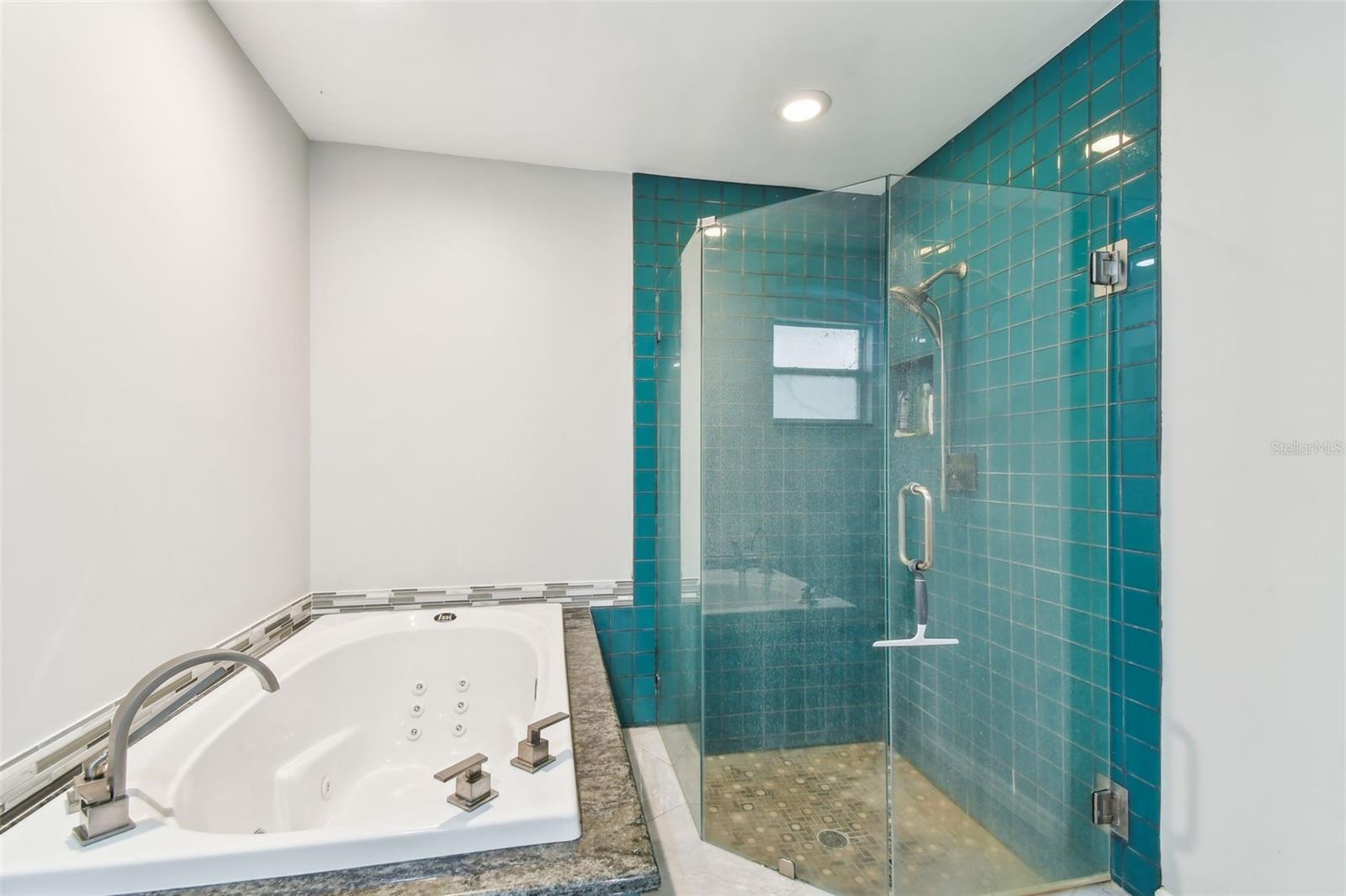 3255 MEADOW VIEW LN, PALM HARBOR, FL, 34683